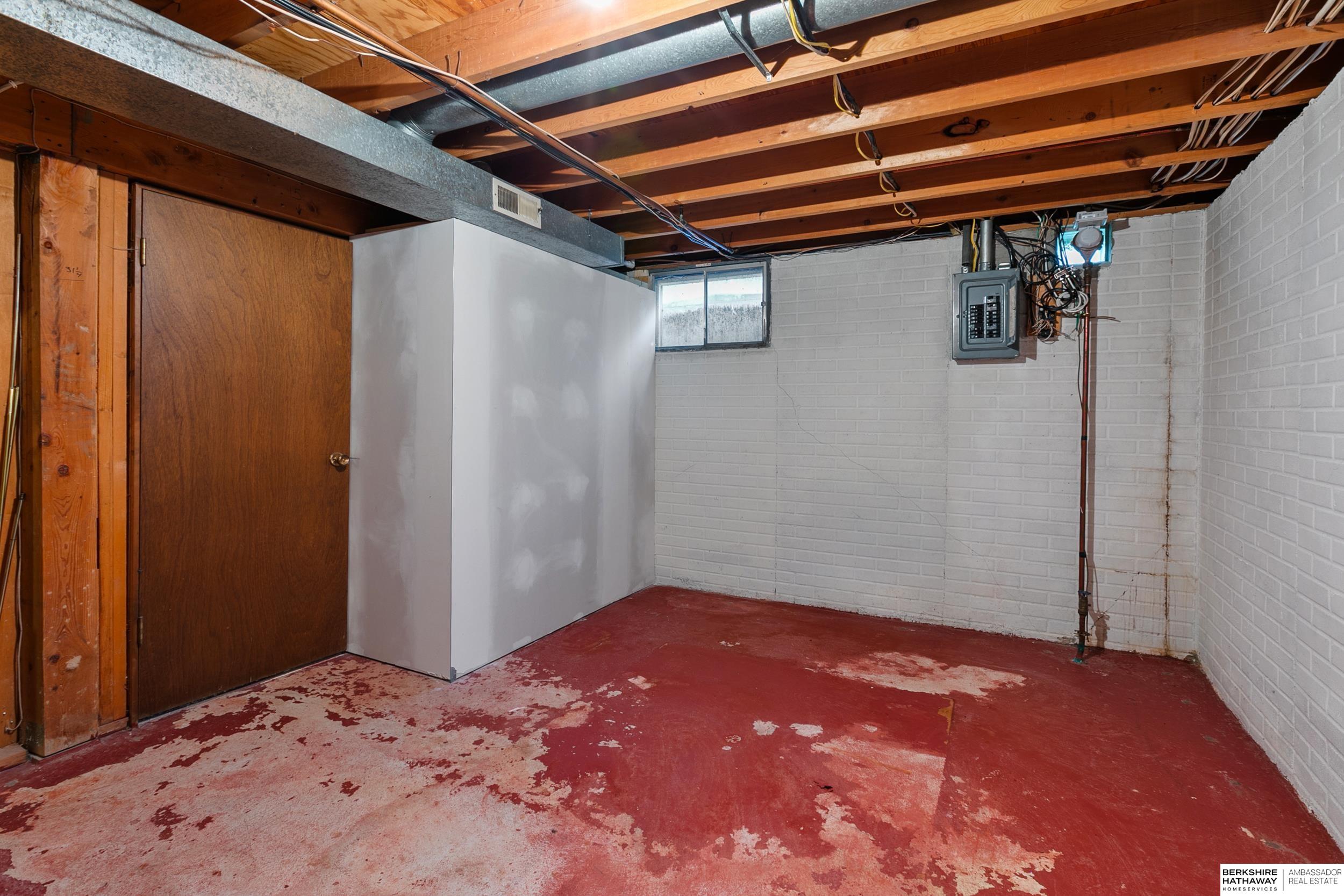 Lincoln, Nebraska 68504, United States, 3 Bedrooms Bedrooms, ,2 BathroomsBathrooms,Residential,Active,140225