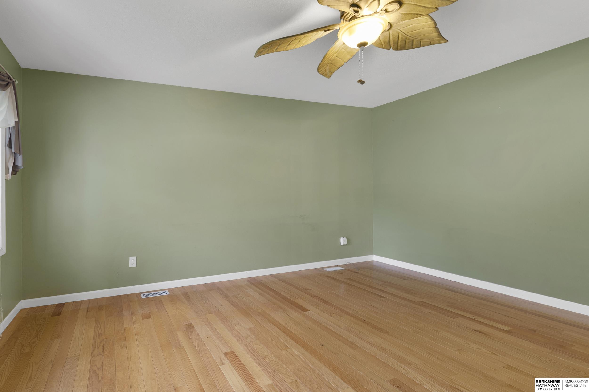 Lincoln, Nebraska 68504, United States, 3 Bedrooms Bedrooms, ,2 BathroomsBathrooms,Residential,Active,140225