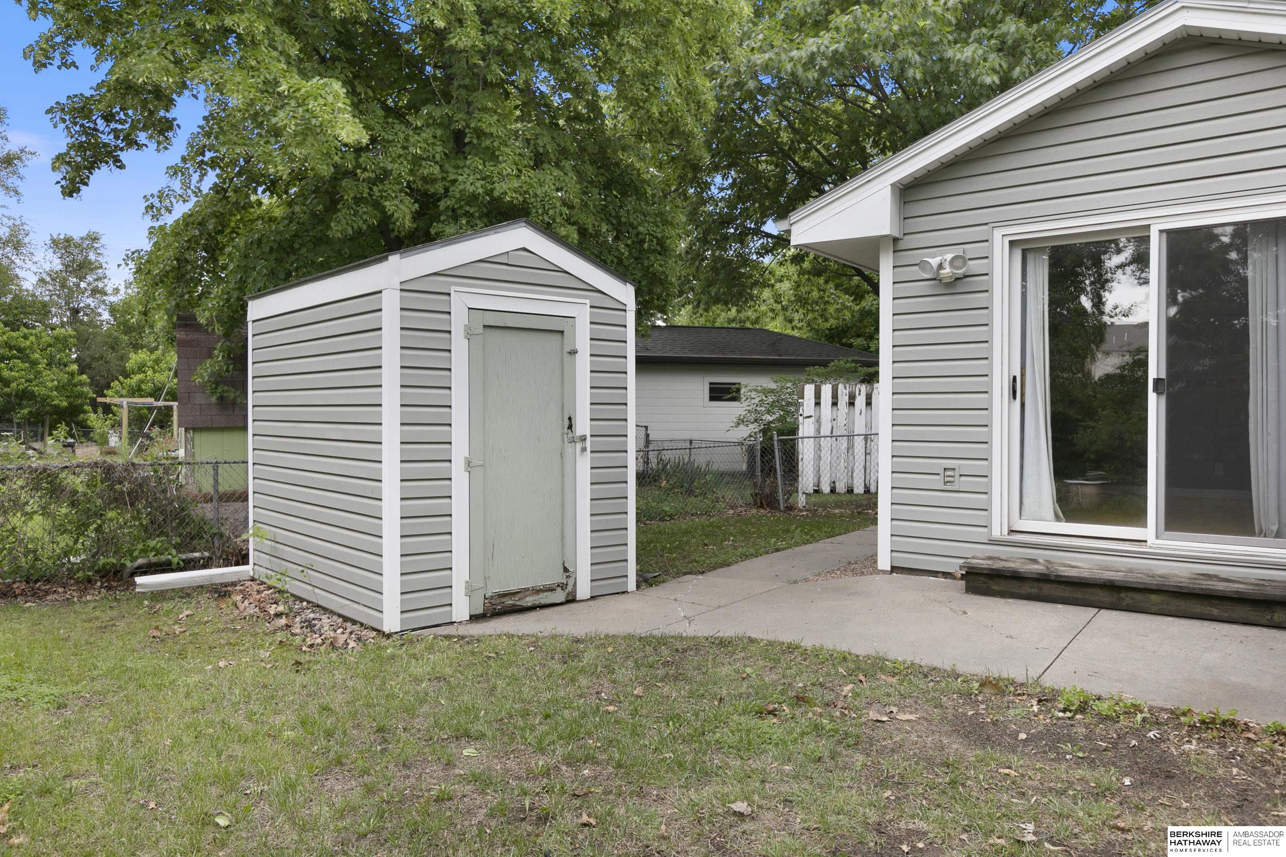 Lincoln, Nebraska 68504, United States, 3 Bedrooms Bedrooms, ,2 BathroomsBathrooms,Residential,Active,140225