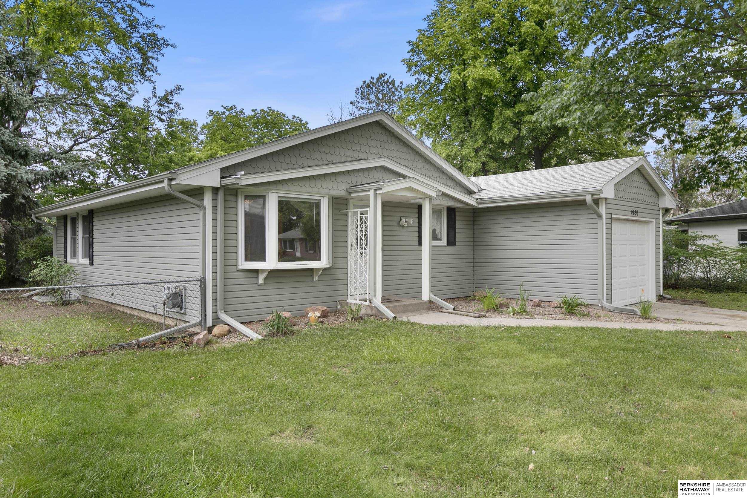 Lincoln, Nebraska 68504, United States, 3 Bedrooms Bedrooms, ,2 BathroomsBathrooms,Residential,Active,140225