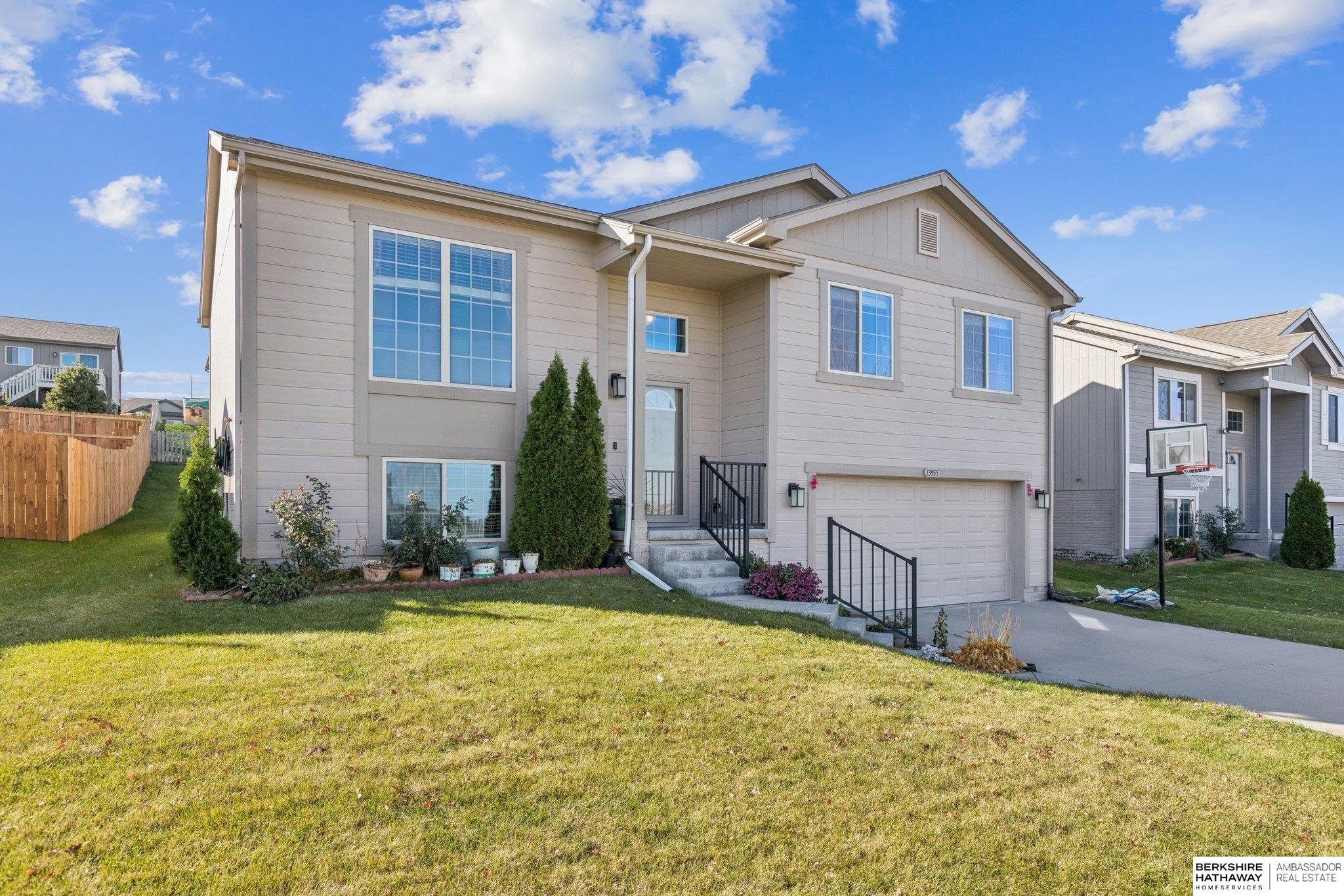 Omaha, Nebraska 68142, United States, 3 Bedrooms Bedrooms, ,1 BathroomBathrooms,Residential,Active,244085