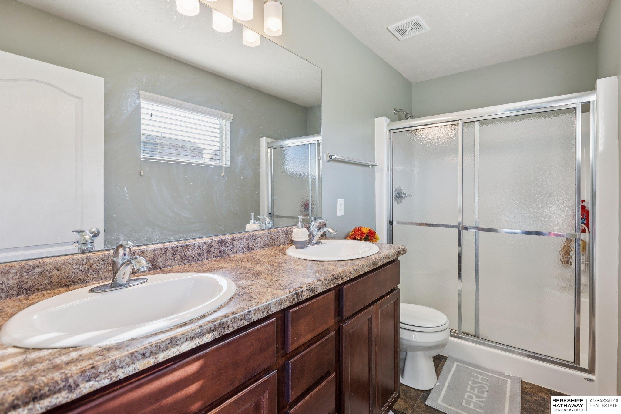 Omaha, Nebraska 68142, United States, 3 Bedrooms Bedrooms, ,1 BathroomBathrooms,Residential,Active,244085