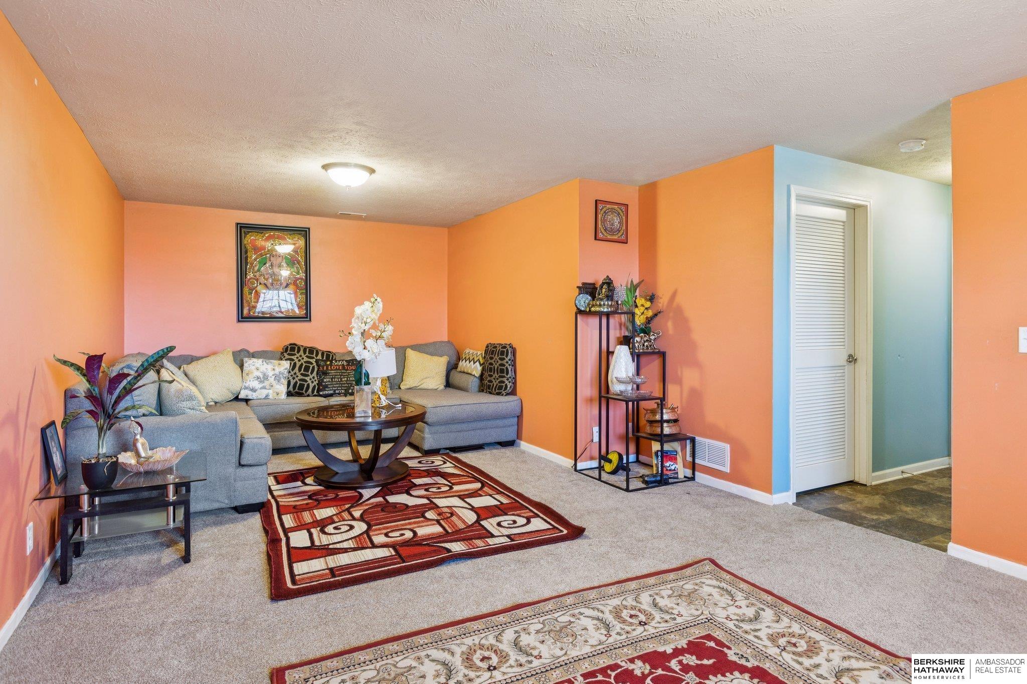 Omaha, Nebraska 68142, United States, 3 Bedrooms Bedrooms, ,1 BathroomBathrooms,Residential,Active,244085