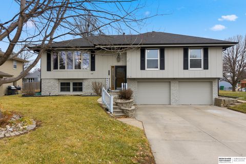 Photo of 6417 S 76th Circle, Ralston, NE 68127 (MLS # 22535559)