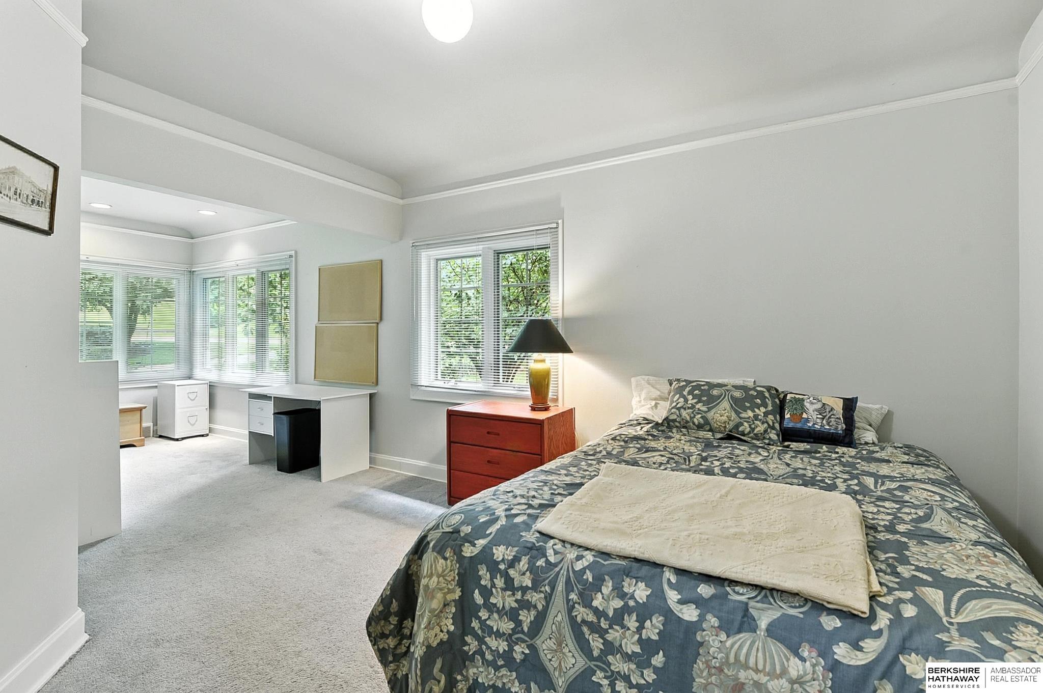 Omaha, Nebraska 68134, United States, 4 Bedrooms Bedrooms, ,3 BathroomsBathrooms,Residential,Pending,159899