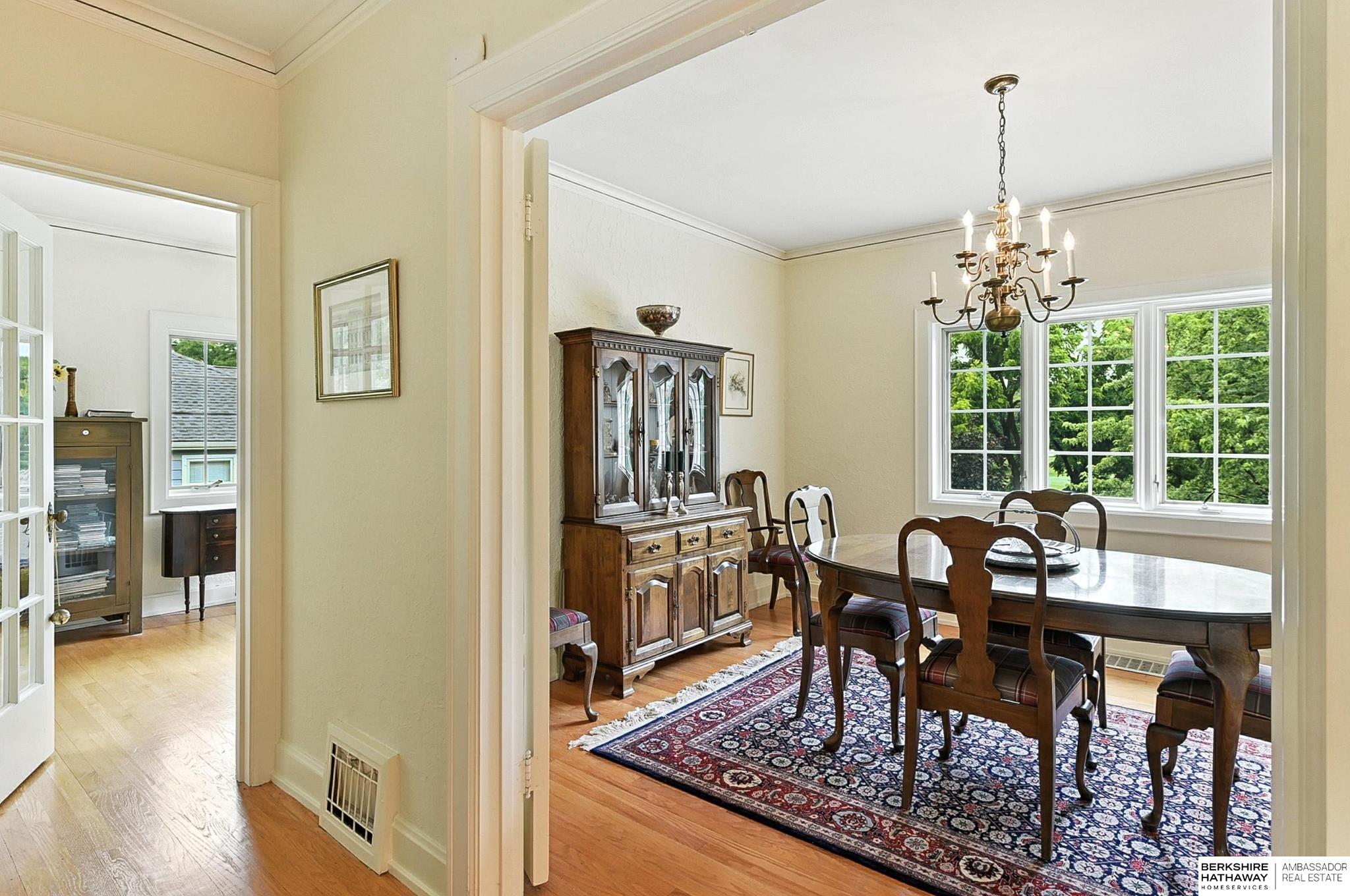 Omaha, Nebraska 68134, United States, 4 Bedrooms Bedrooms, ,3 BathroomsBathrooms,Residential,Pending,159899