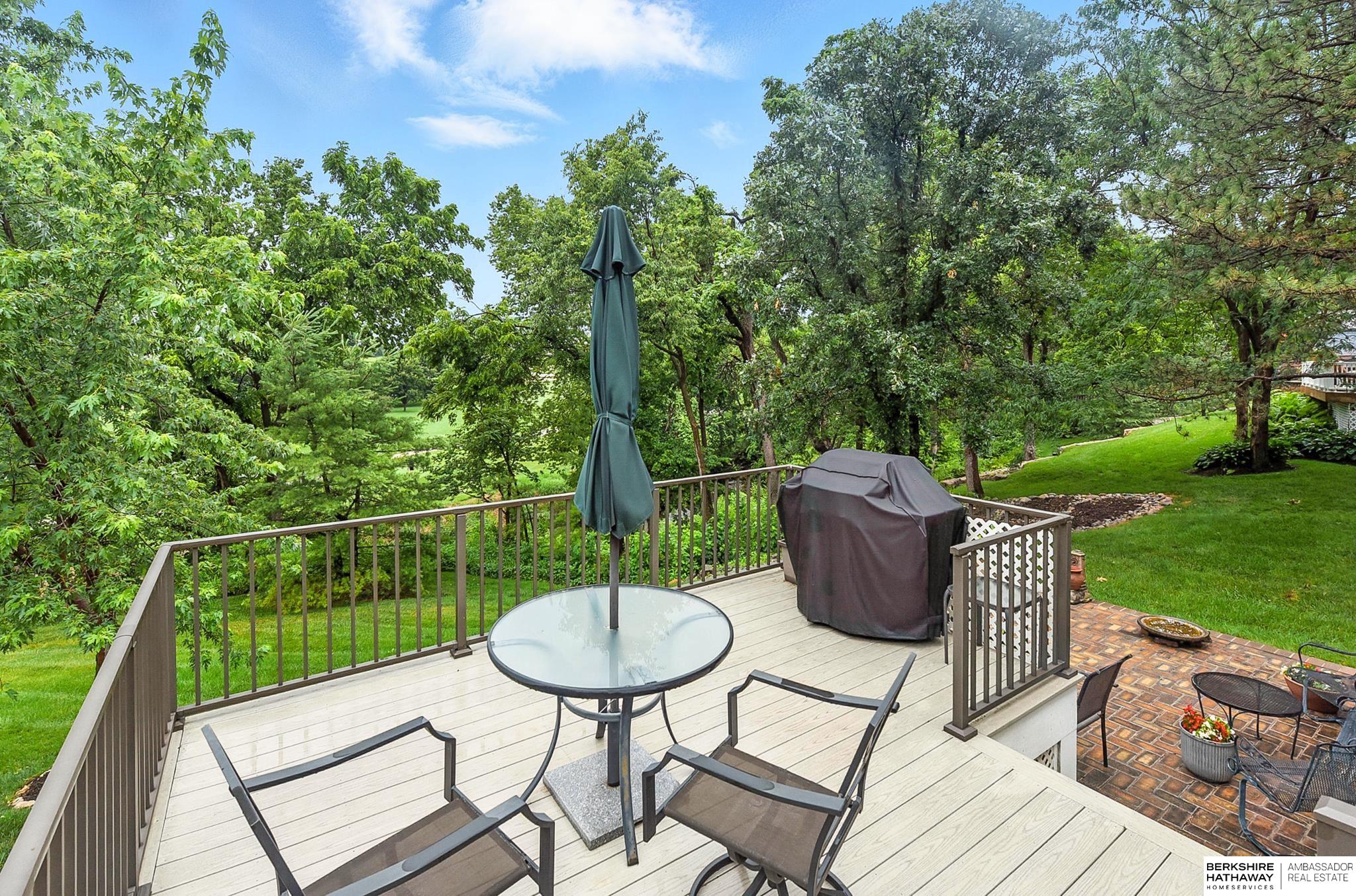 Omaha, Nebraska 68134, United States, 4 Bedrooms Bedrooms, ,3 BathroomsBathrooms,Residential,Pending,159899