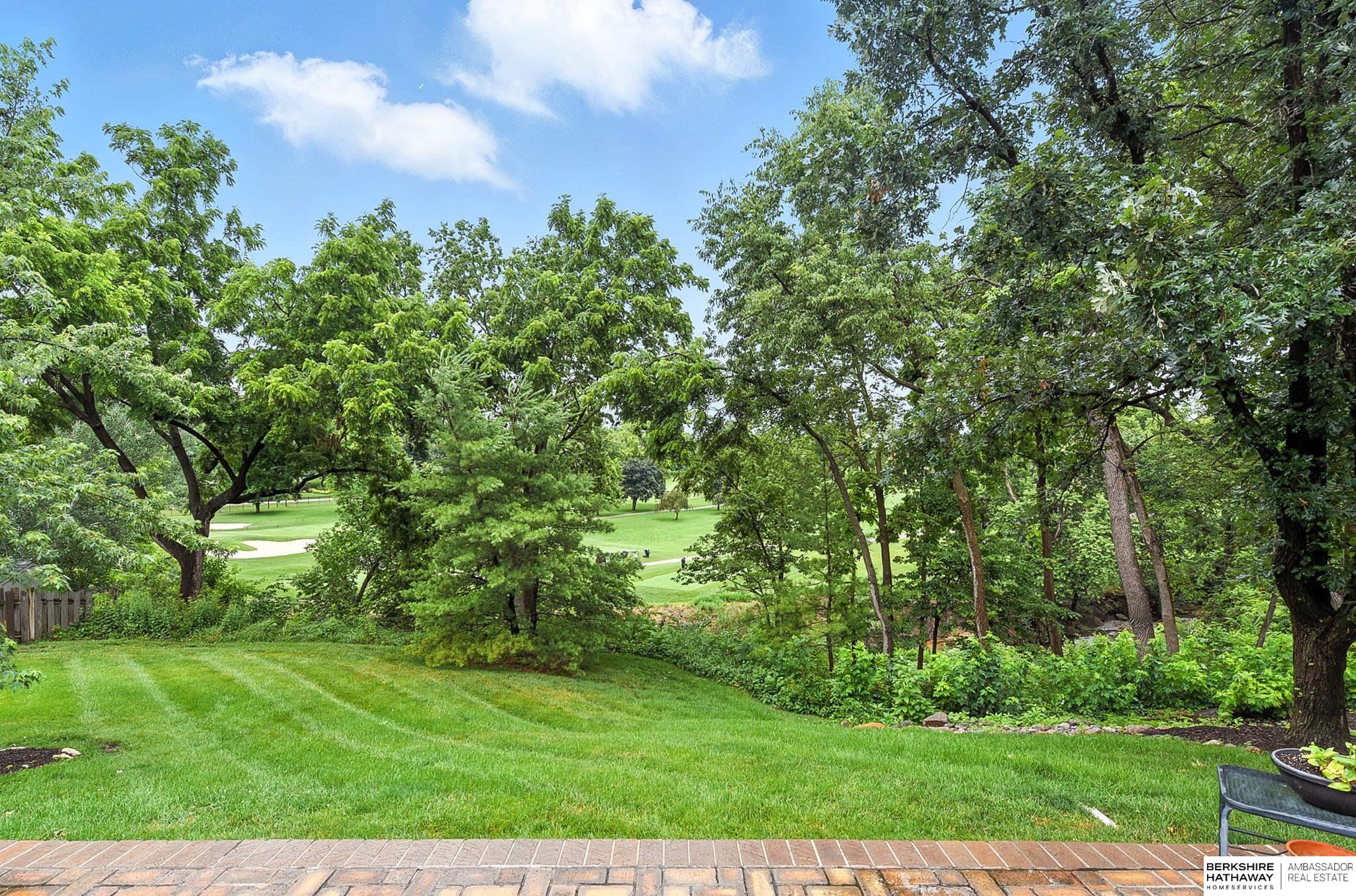 Omaha, Nebraska 68134, United States, 4 Bedrooms Bedrooms, ,3 BathroomsBathrooms,Residential,Pending,159899