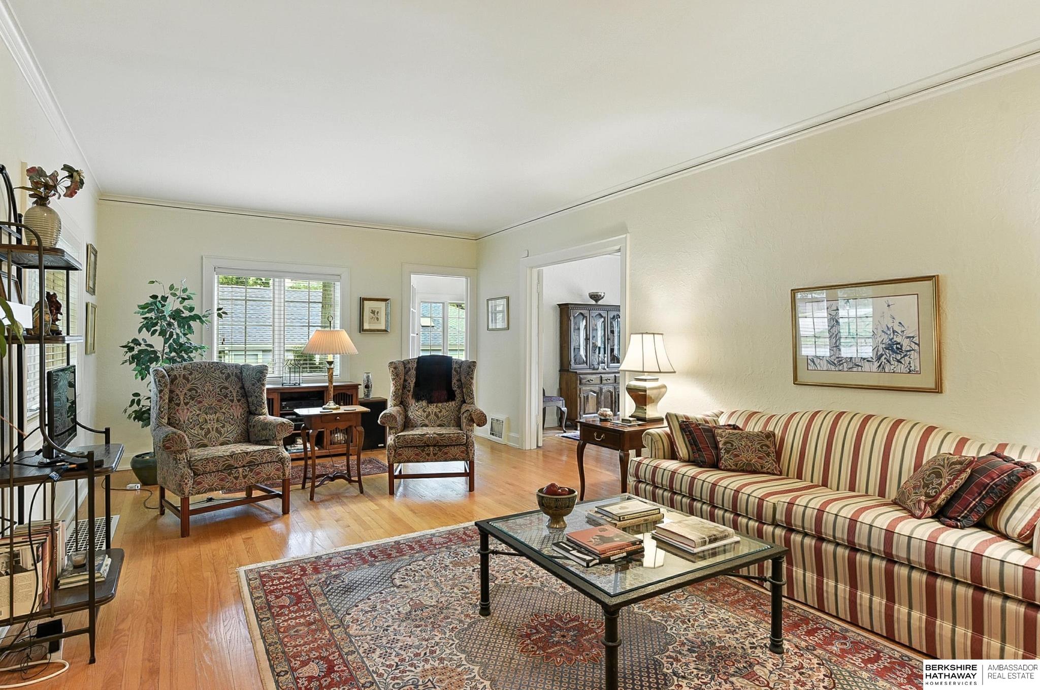 Omaha, Nebraska 68134, United States, 4 Bedrooms Bedrooms, ,3 BathroomsBathrooms,Residential,Pending,159899