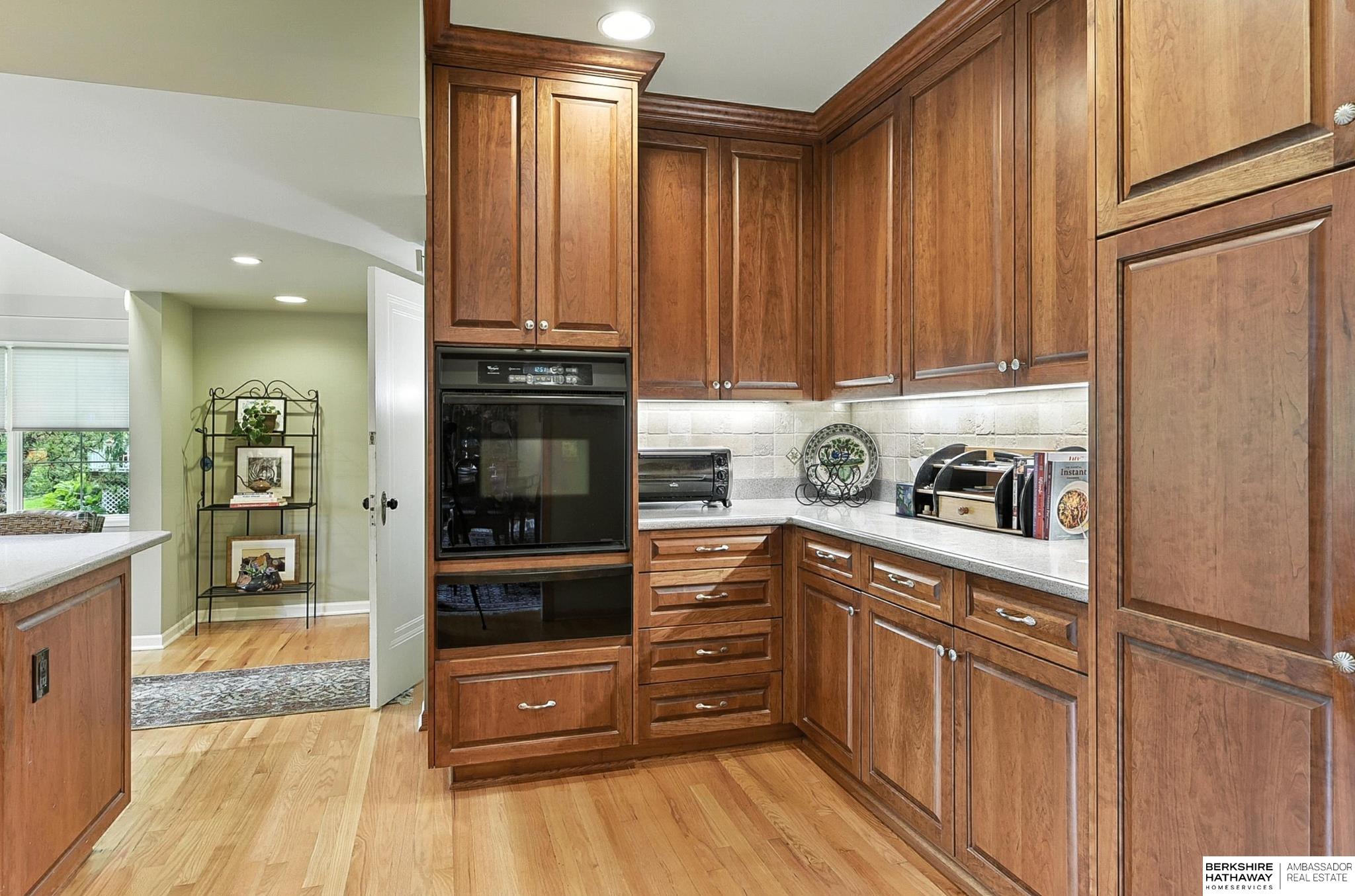 Omaha, Nebraska 68134, United States, 4 Bedrooms Bedrooms, ,3 BathroomsBathrooms,Residential,Pending,159899