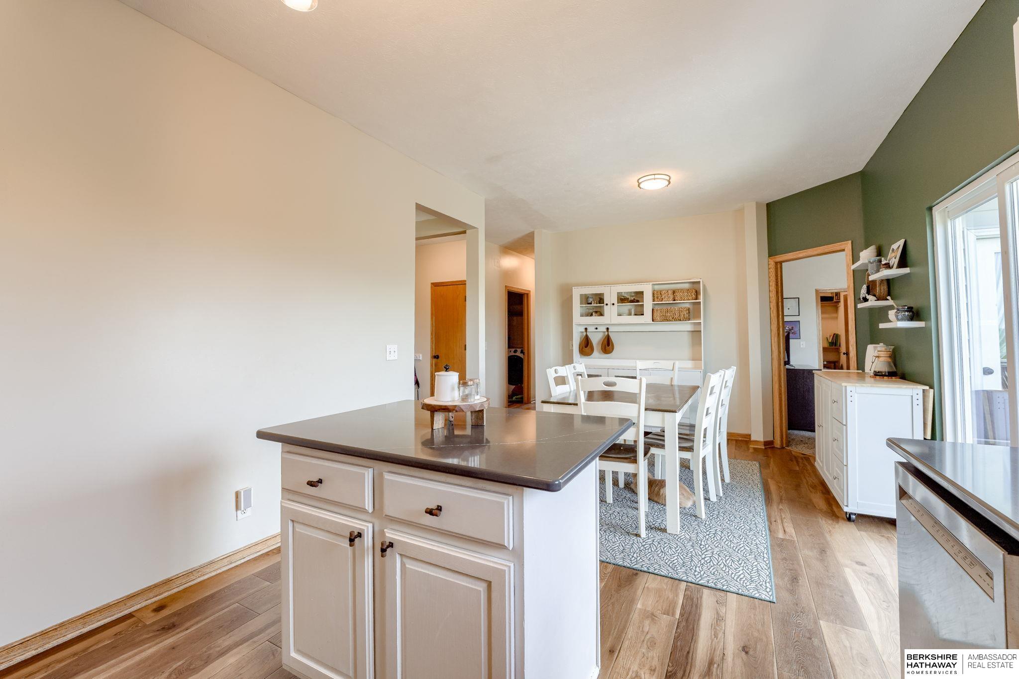 Omaha, Nebraska 68136, United States, 4 Bedrooms Bedrooms, ,3 BathroomsBathrooms,Residential,Active,182229