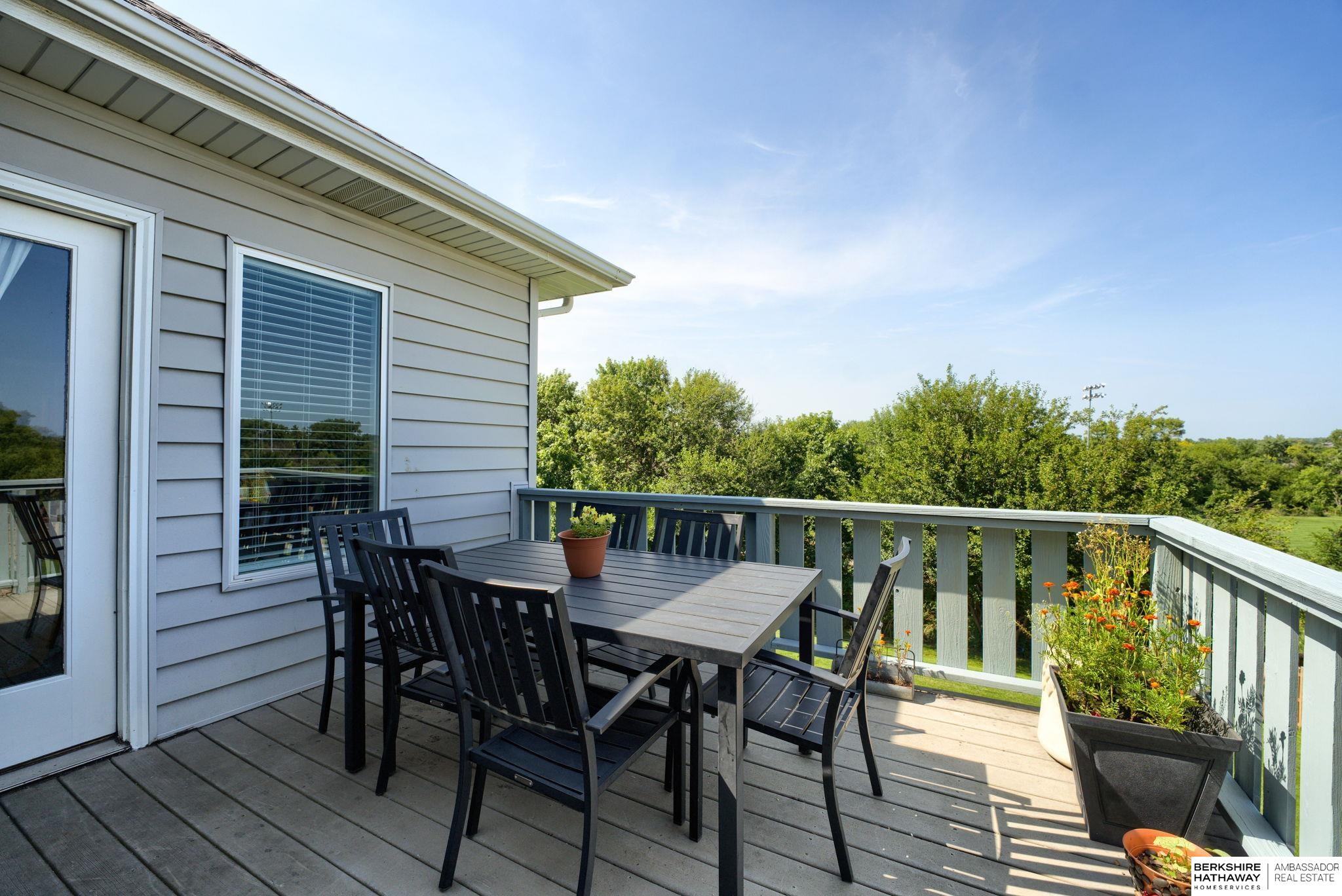 Omaha, Nebraska 68136, United States, 4 Bedrooms Bedrooms, ,3 BathroomsBathrooms,Residential,Active,182229