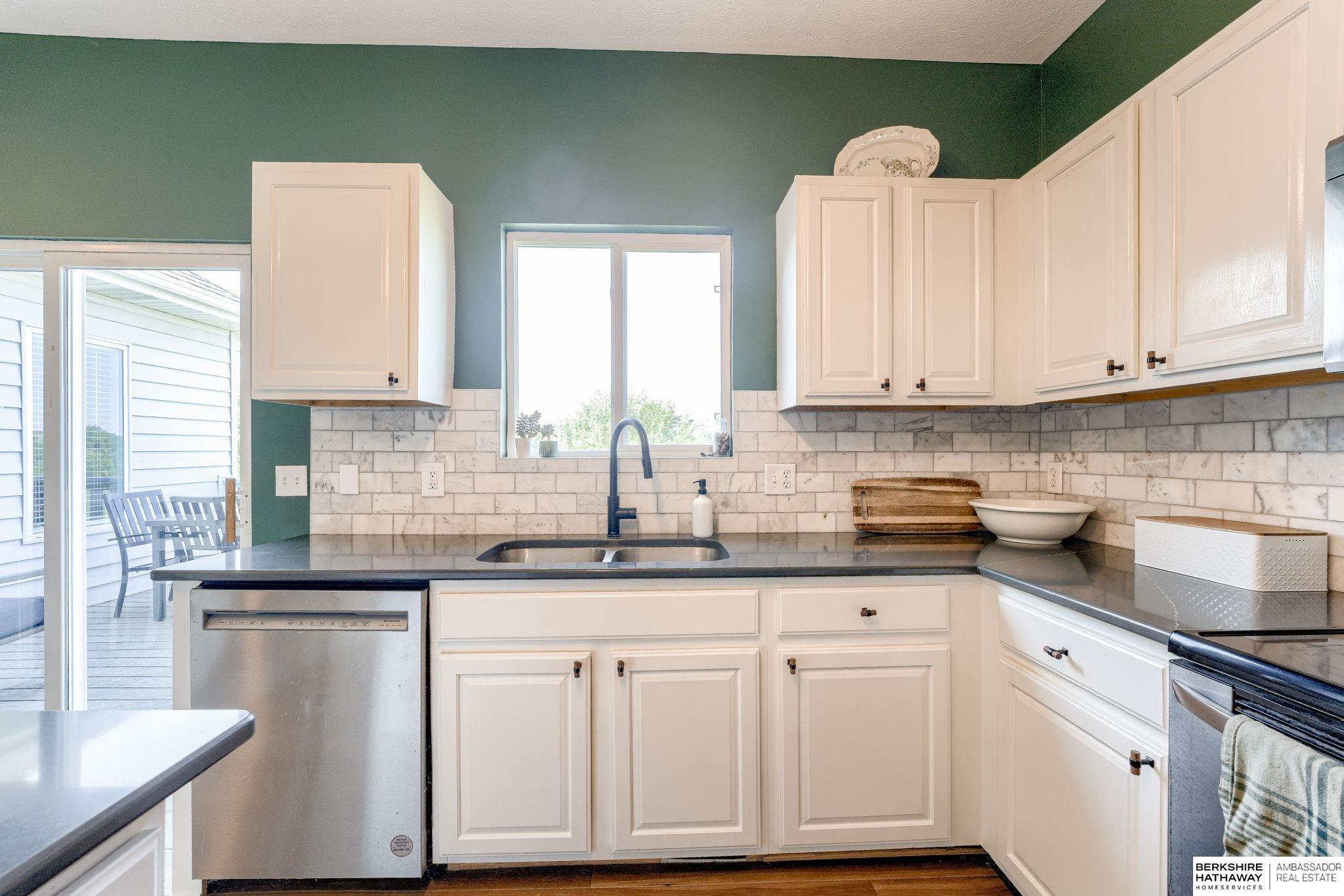 Omaha, Nebraska 68136, United States, 4 Bedrooms Bedrooms, ,3 BathroomsBathrooms,Residential,Active,182229