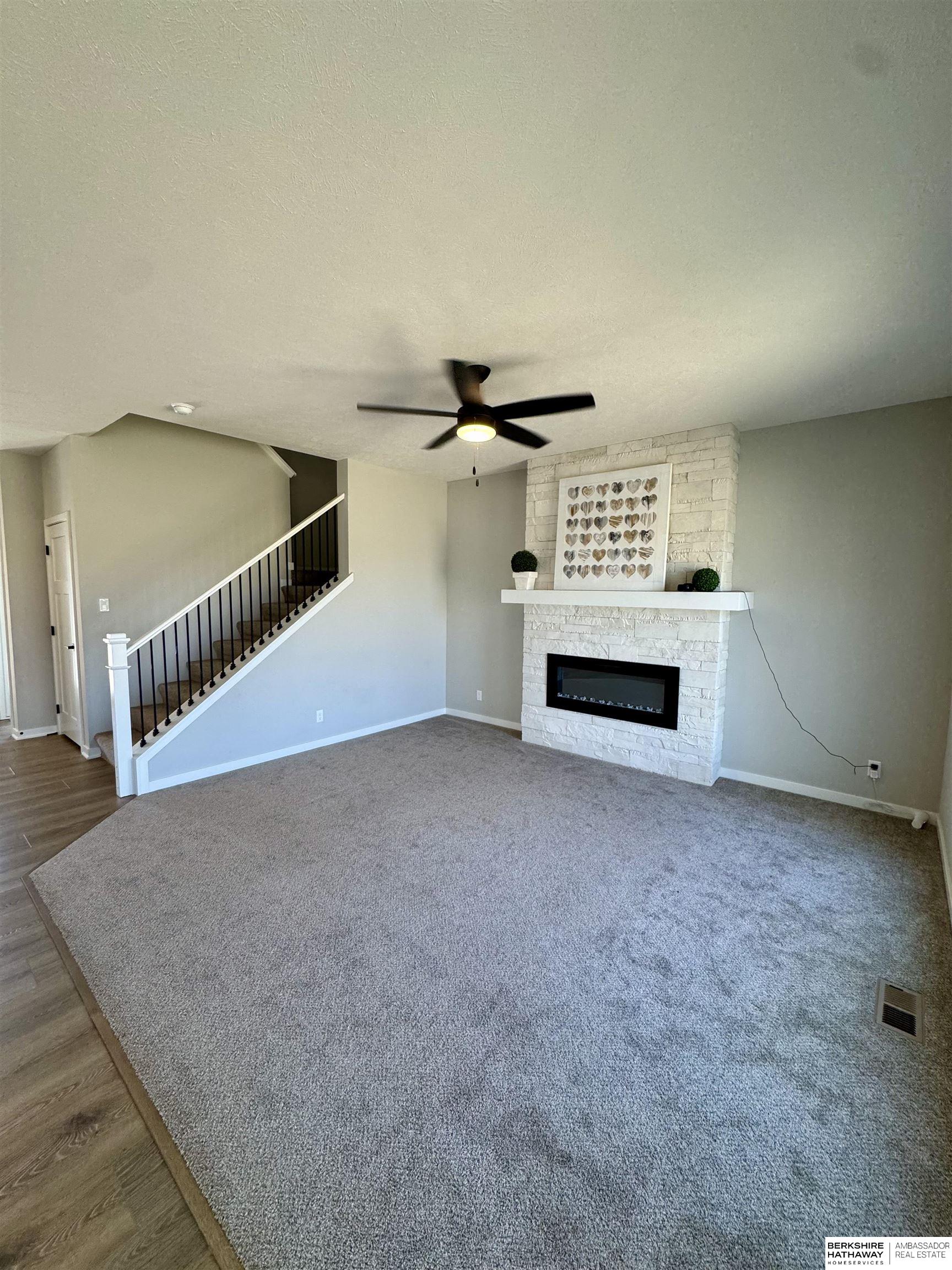 Omaha, Nebraska 68136, United States, 4 Bedrooms Bedrooms, ,2 BathroomsBathrooms,Residential,Active,102236