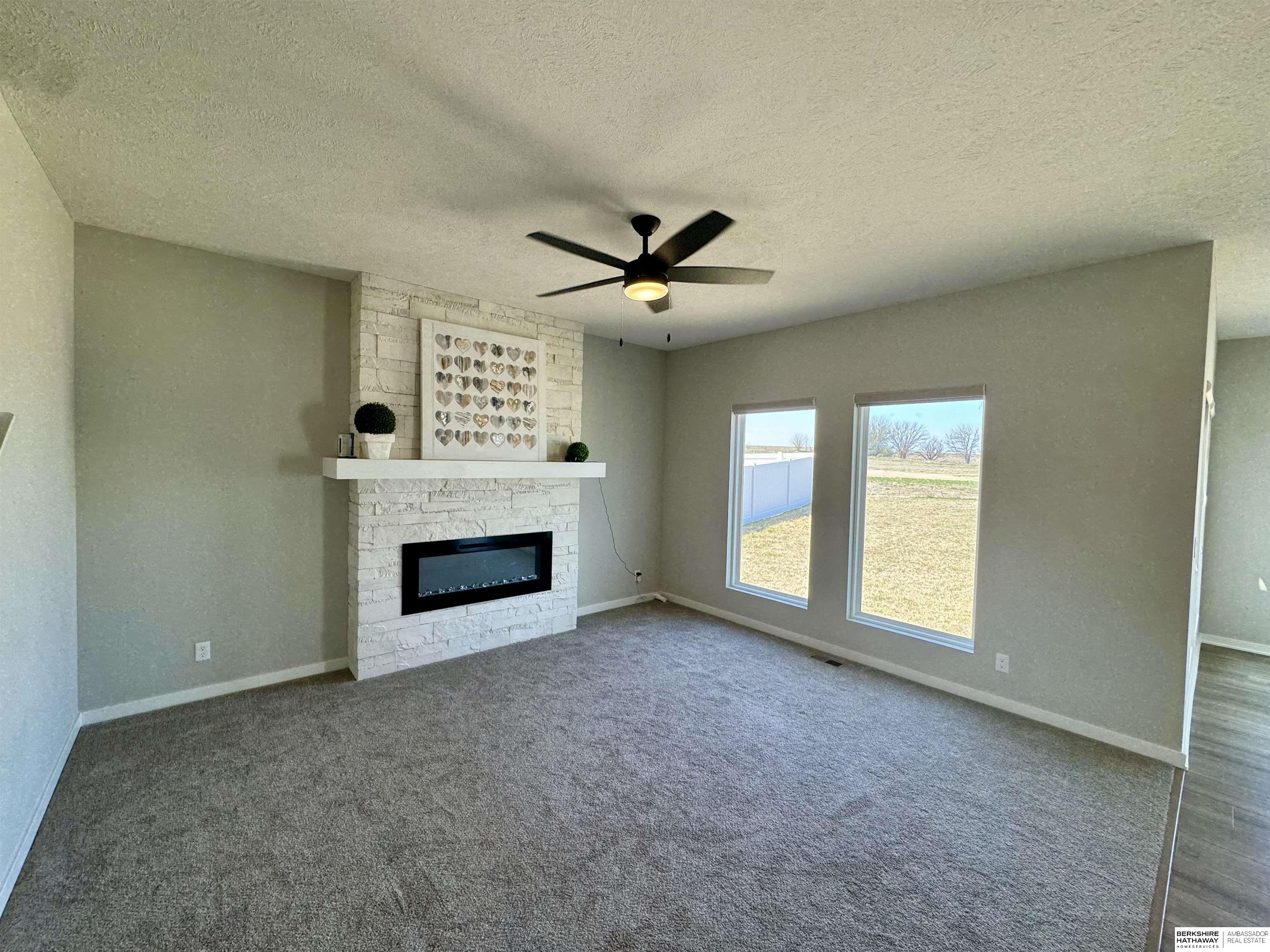 Omaha, Nebraska 68136, United States, 4 Bedrooms Bedrooms, ,2 BathroomsBathrooms,Residential,Active,102236