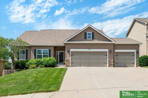Photo of 19334 I Street, Omaha, NE 68135 (MLS # 22534246)