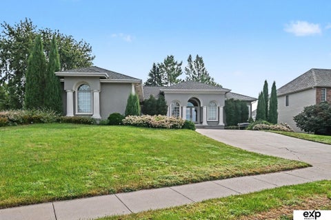 Photo of 3105 N 161 Avenue, Omaha, NE 68116 (MLS # 22626371)