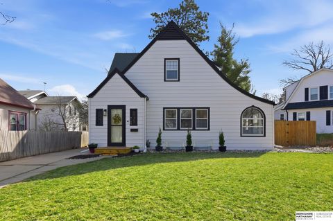 Photo of 2120 Bradfield Drive, Lincoln, NE 68502 (MLS # 22608209)