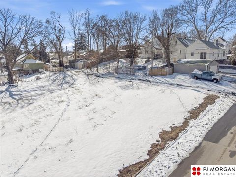 Photo of 1415 M Street, Omaha, NE 68107 (MLS # 22604811)