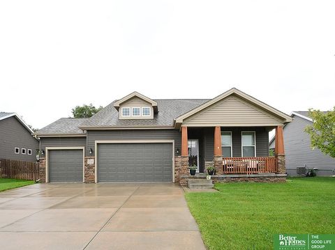 Photo of 2115 Skyhawk Avenue, Papillion, NE 68133 (MLS # 22528784)