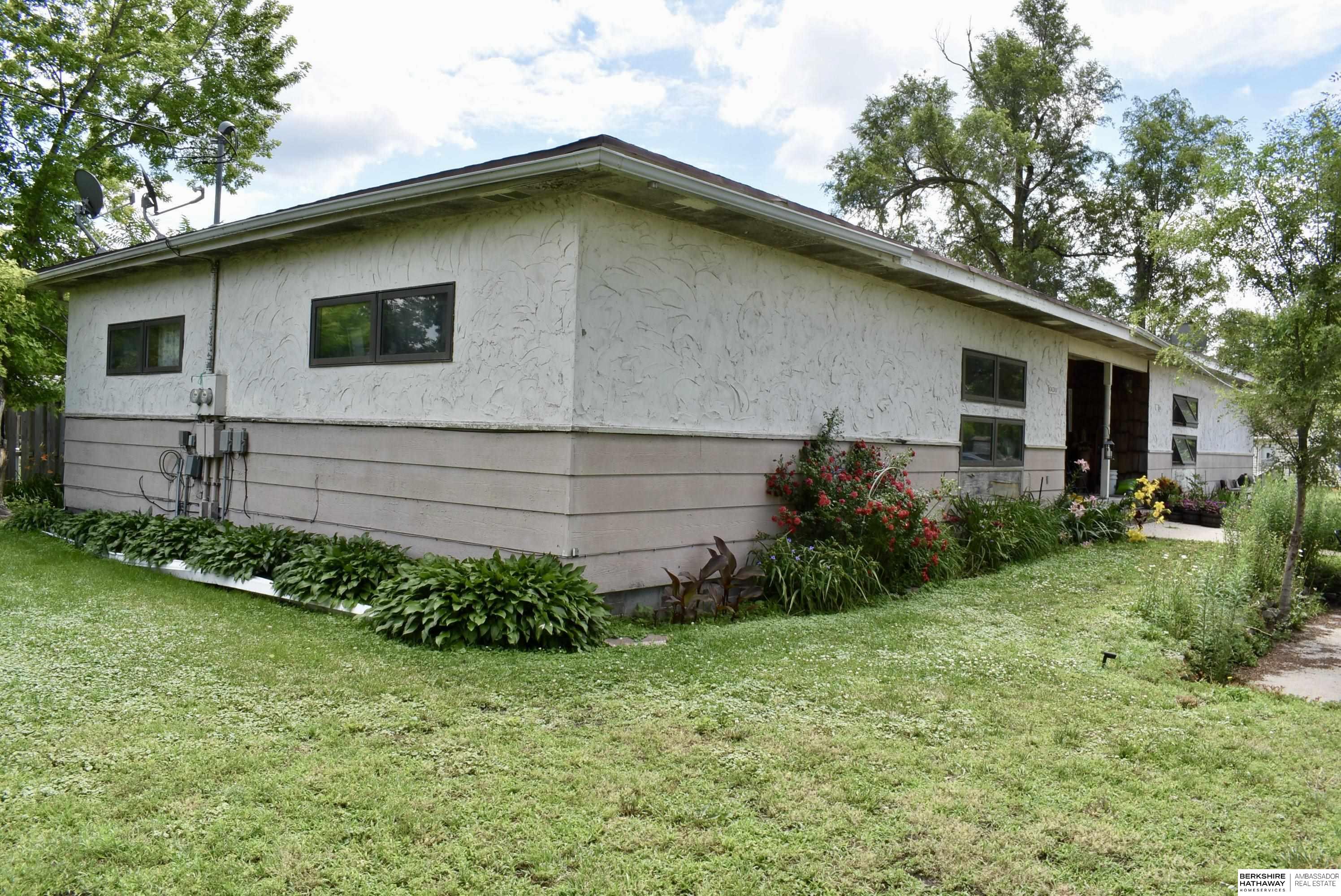 Photo 1 of 6 — 711-721 Walnut Street, North Bend, NE 68649