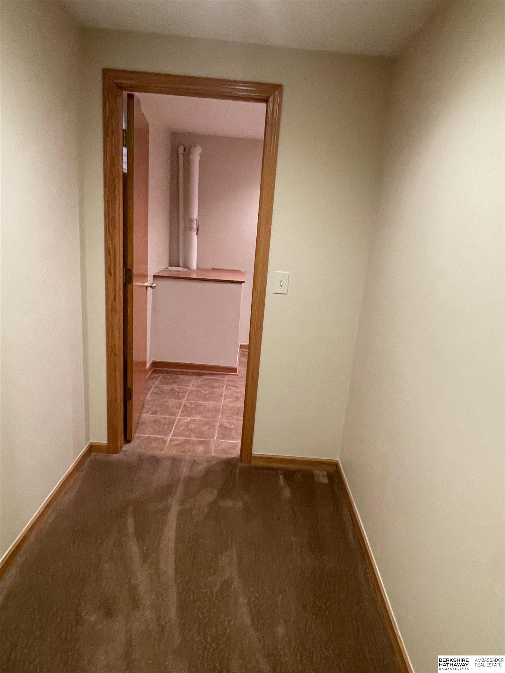 Omaha, Nebraska 68164, United States, 4 Bedrooms Bedrooms, ,4 BathroomsBathrooms,Residential,Active,143007