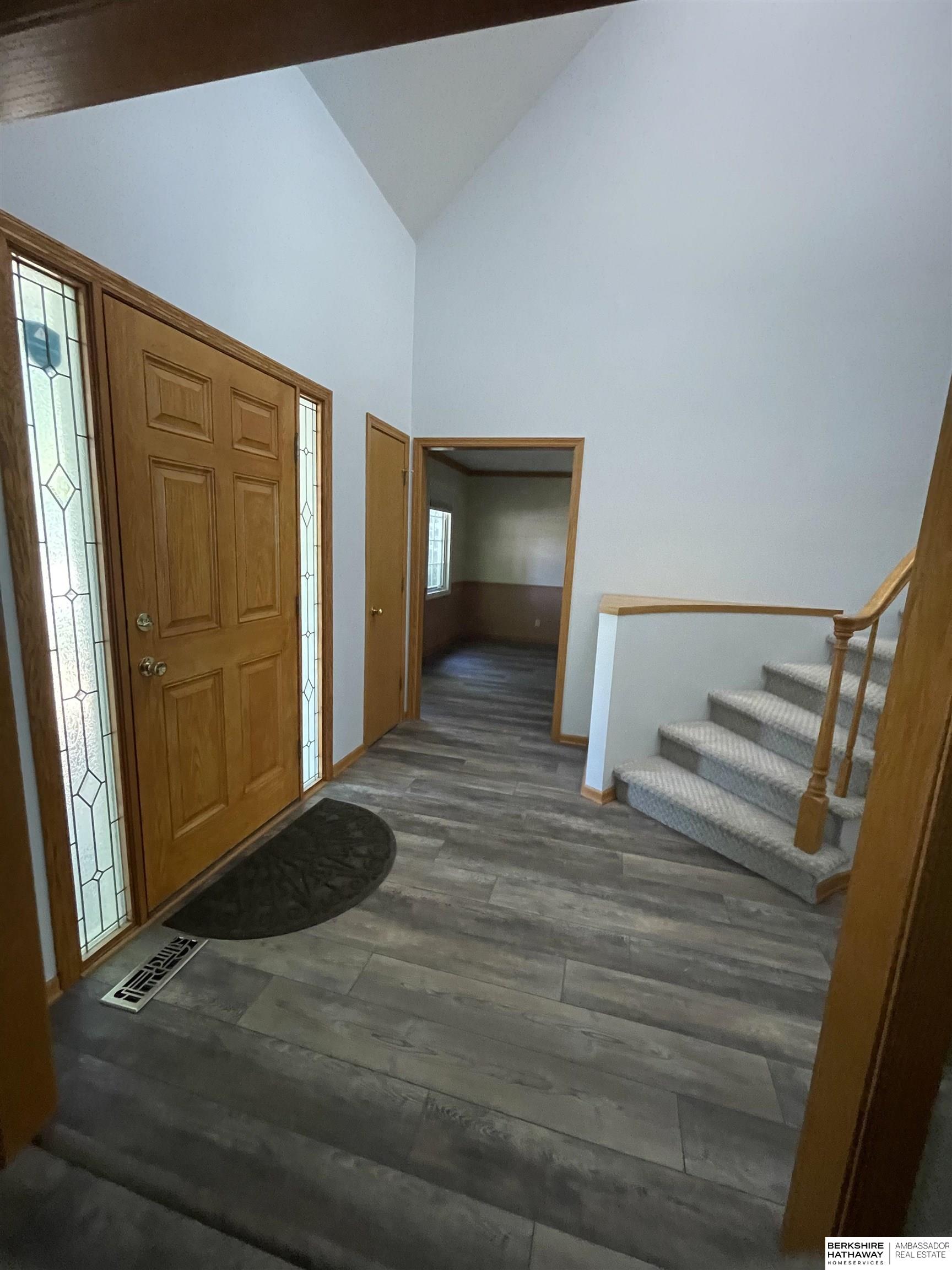 Omaha, Nebraska 68164, United States, 4 Bedrooms Bedrooms, ,4 BathroomsBathrooms,Residential,Active,143007