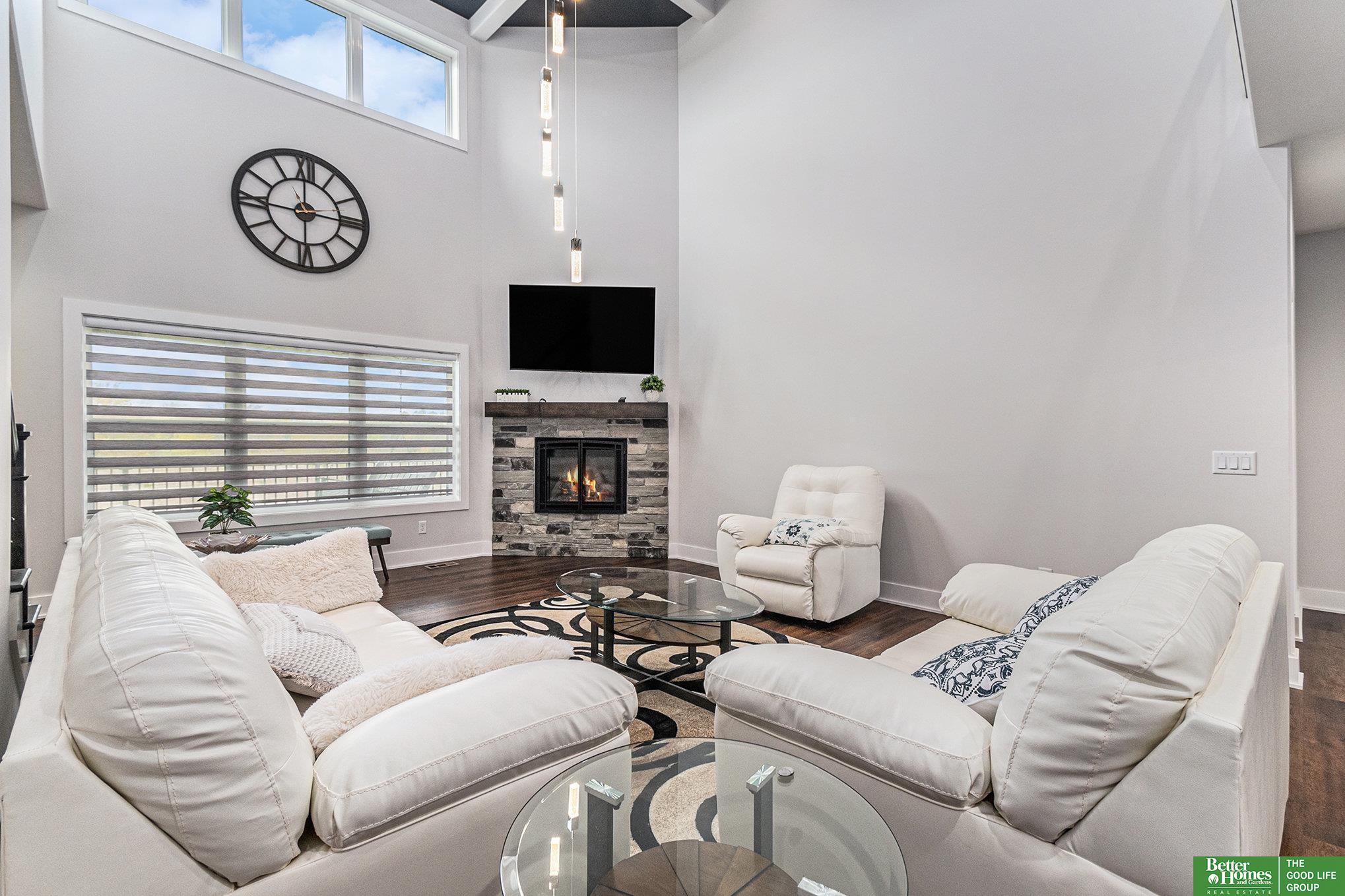 3319 Robyn Ridge Road