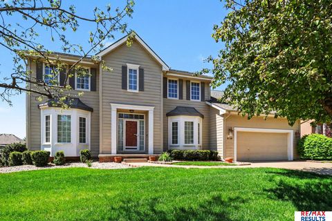 Photo of 8126 S 93 Street, La Vista, NE 68128 (MLS # 22611382)