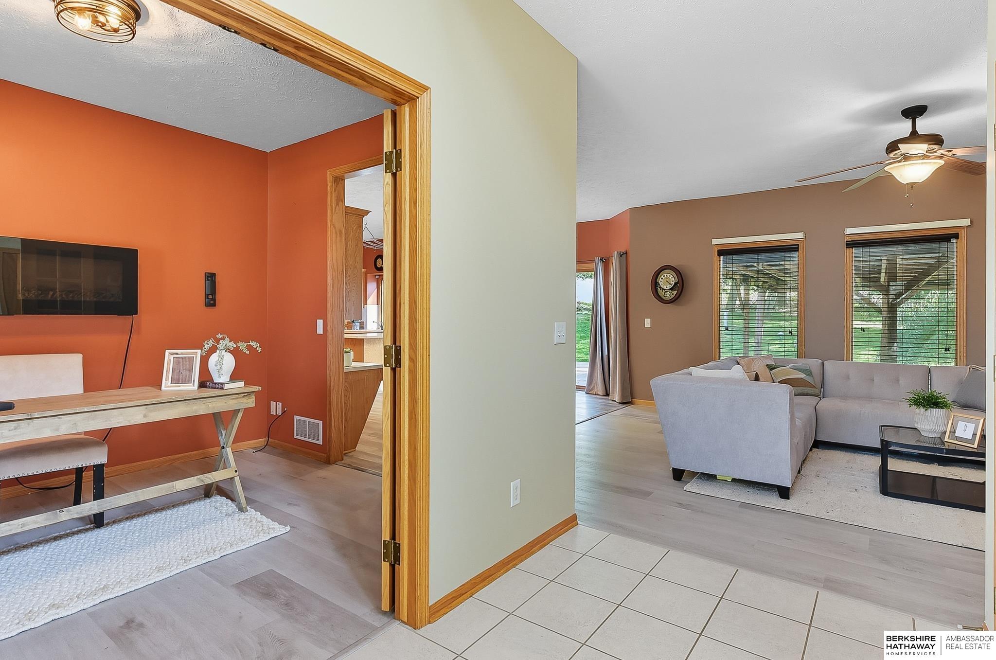 Omaha, Nebraska 68136, United States, 4 Bedrooms Bedrooms, ,3 BathroomsBathrooms,Residential,Active,213999