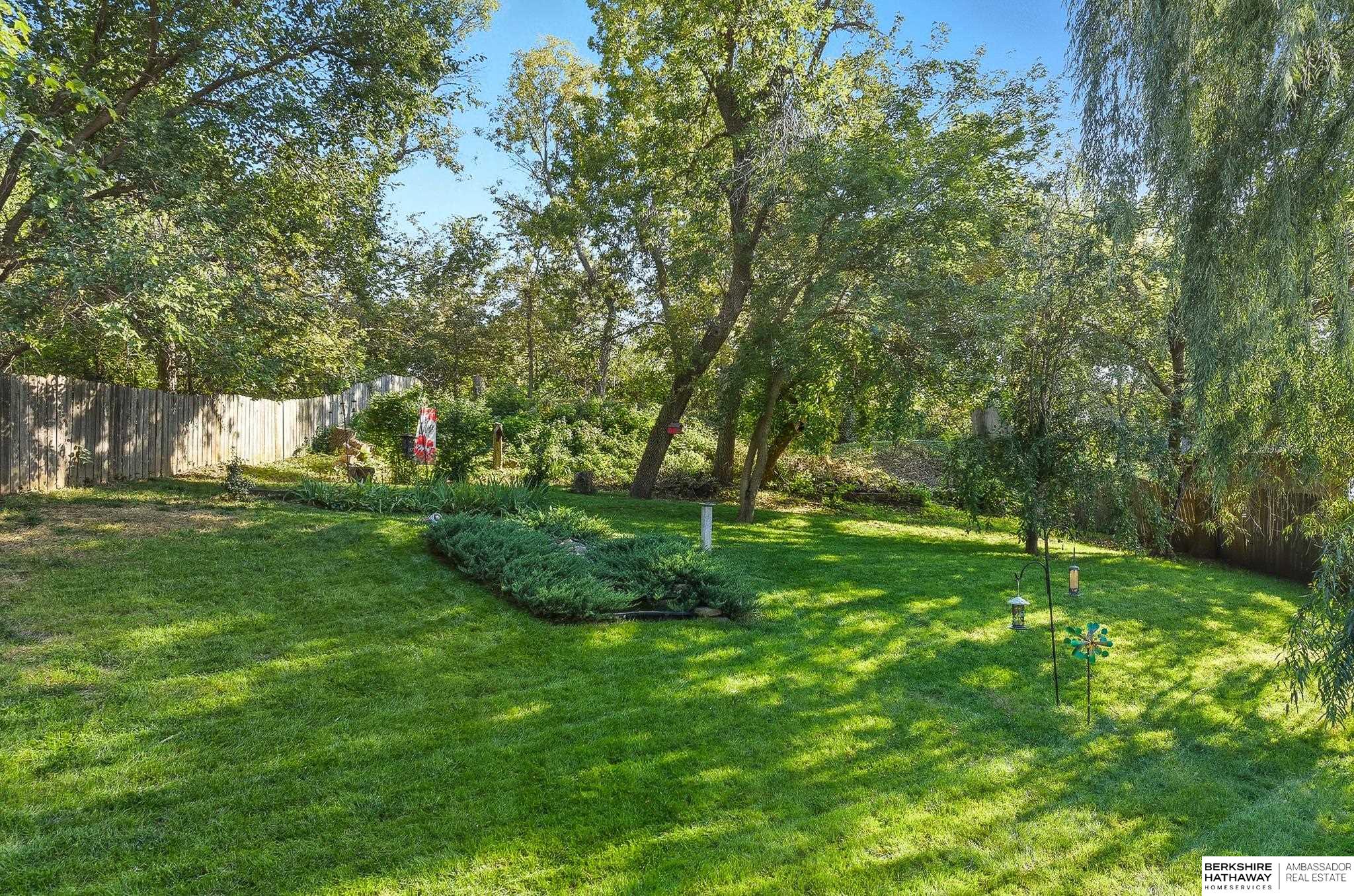 Omaha, Nebraska 68136, United States, 4 Bedrooms Bedrooms, ,3 BathroomsBathrooms,Residential,Active,213999