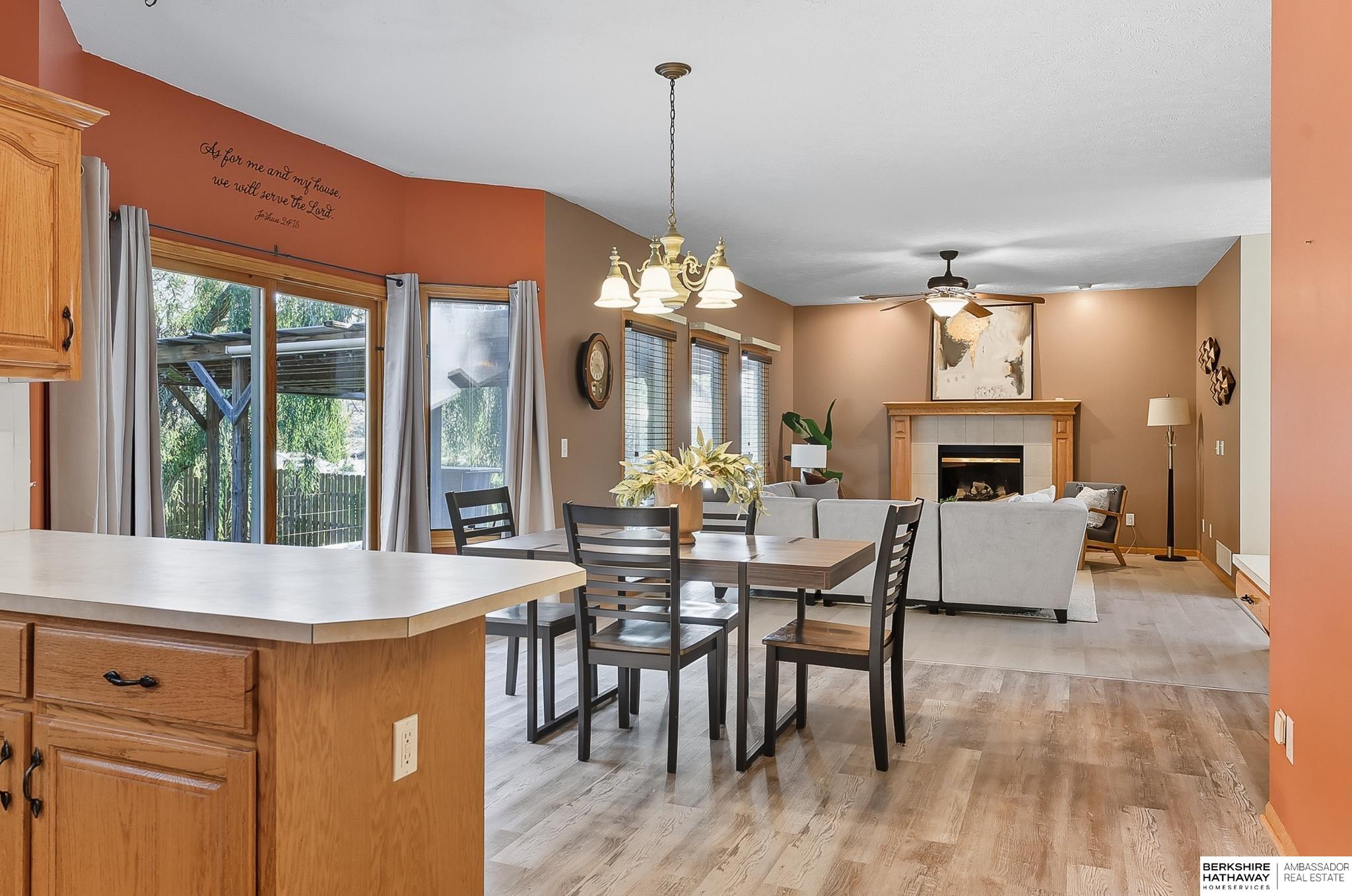 Omaha, Nebraska 68136, United States, 4 Bedrooms Bedrooms, ,3 BathroomsBathrooms,Residential,Active,213999