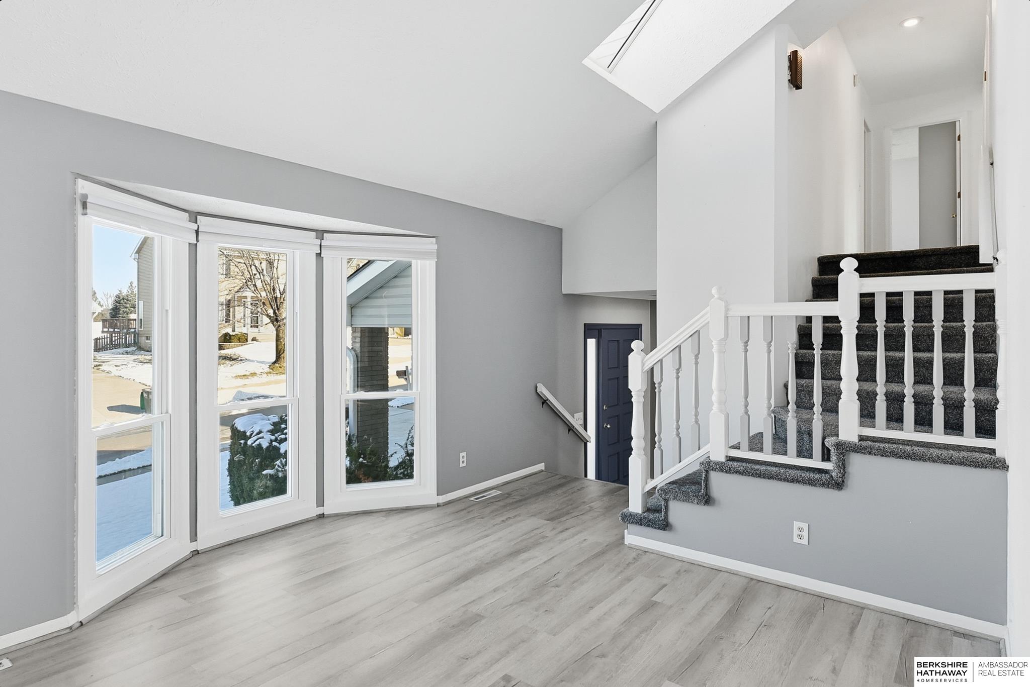 Omaha, Nebraska 68118, United States, 3 Bedrooms Bedrooms, ,2 BathroomsBathrooms,Residential,Active,250623