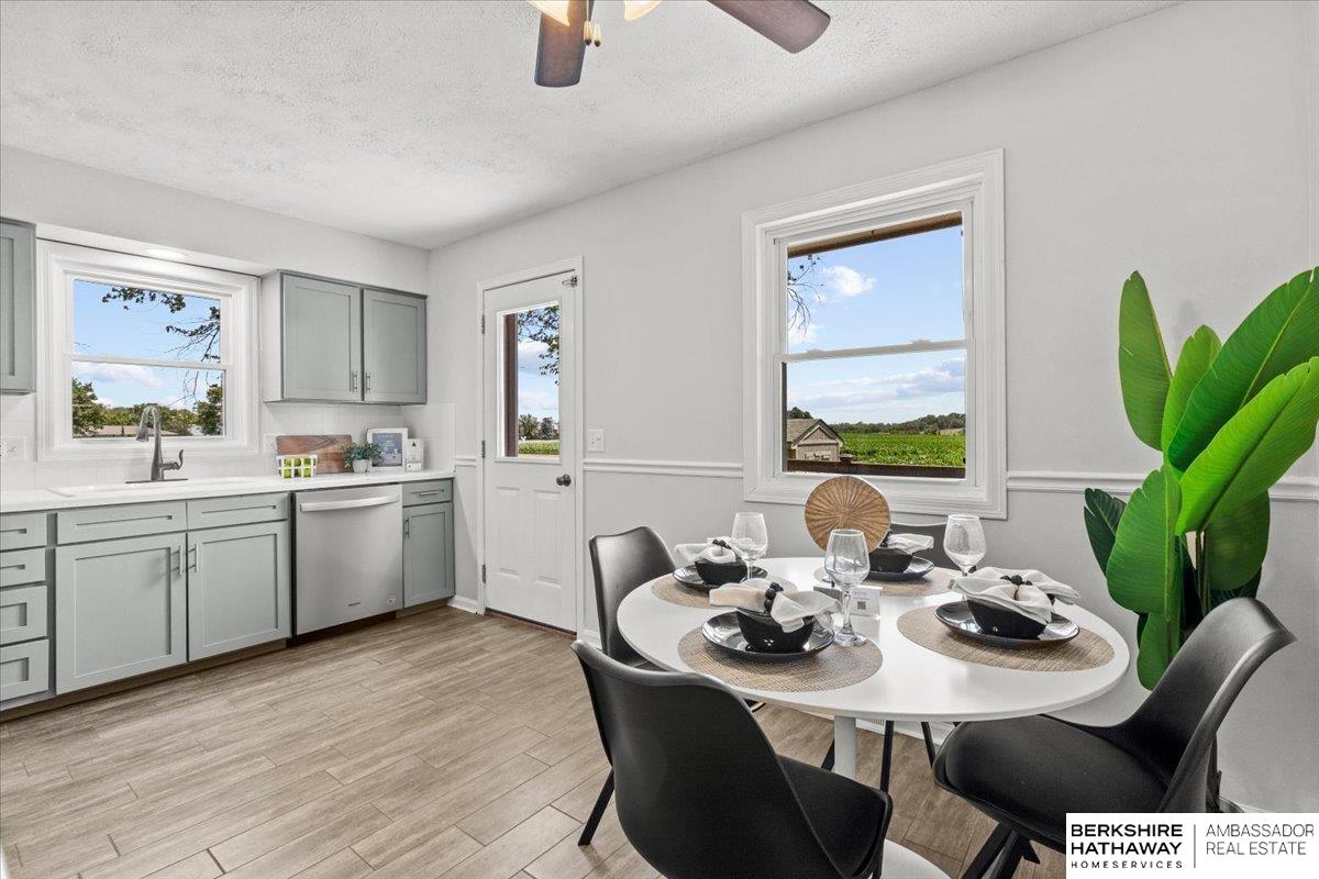 Yutan, Nebraska 68073, United States, 3 Bedrooms Bedrooms, ,2 BathroomsBathrooms,Residential,Pending,156656