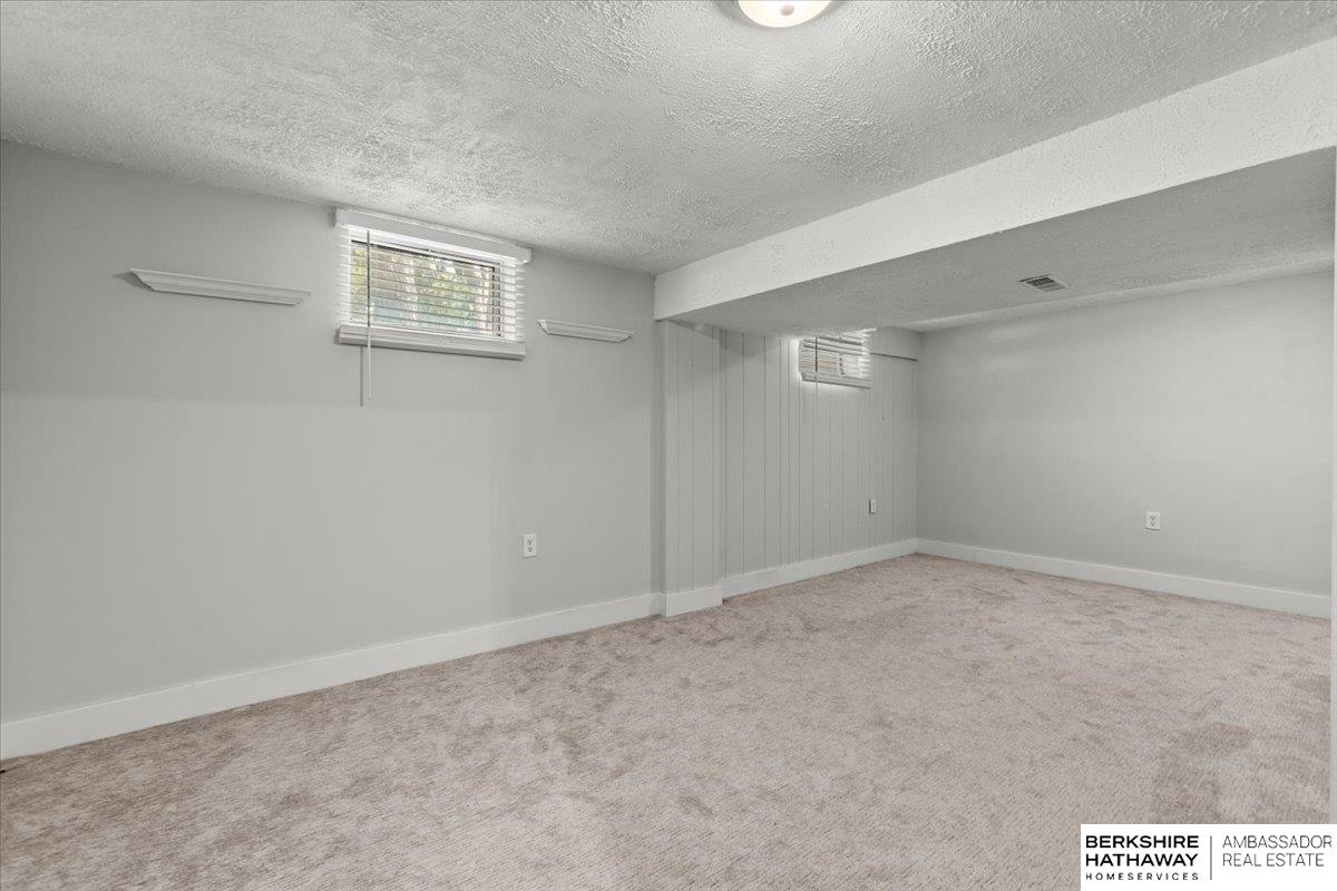 Yutan, Nebraska 68073, United States, 3 Bedrooms Bedrooms, ,2 BathroomsBathrooms,Residential,Pending,156656