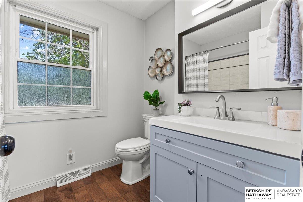 Yutan, Nebraska 68073, United States, 3 Bedrooms Bedrooms, ,2 BathroomsBathrooms,Residential,Pending,156656