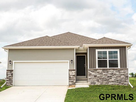 Photo of 11973 S 114th Avenue, Papillion, NE 68046 (MLS # 22615047)
