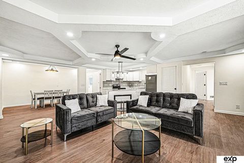 Photo of 8525 Lafayette Avenue, Omaha, NE 68114 (MLS # 22601390)