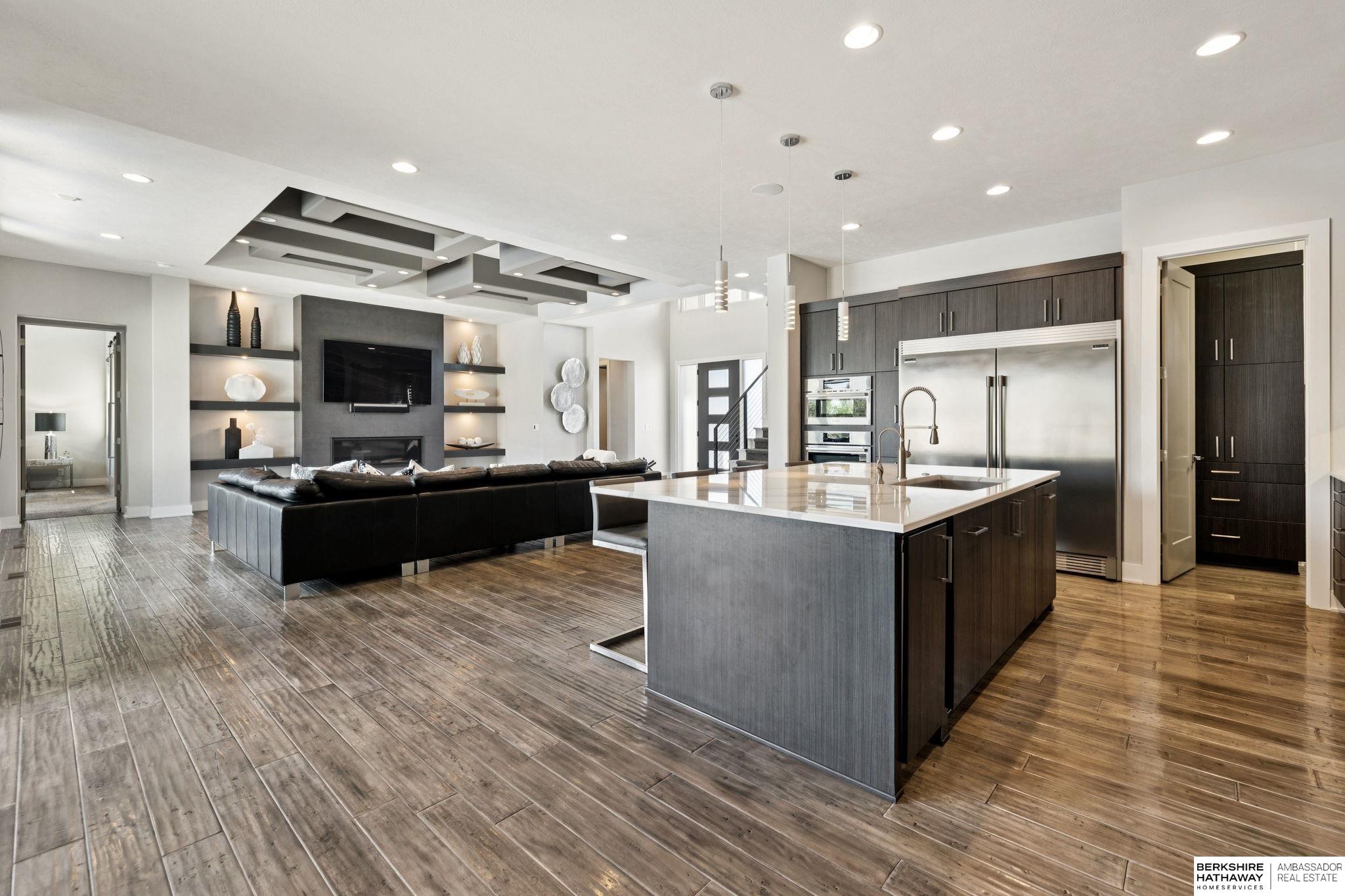 Elkhorn, Nebraska 68022, United States, 4 Bedrooms Bedrooms, ,6 BathroomsBathrooms,Residential,Active,217123