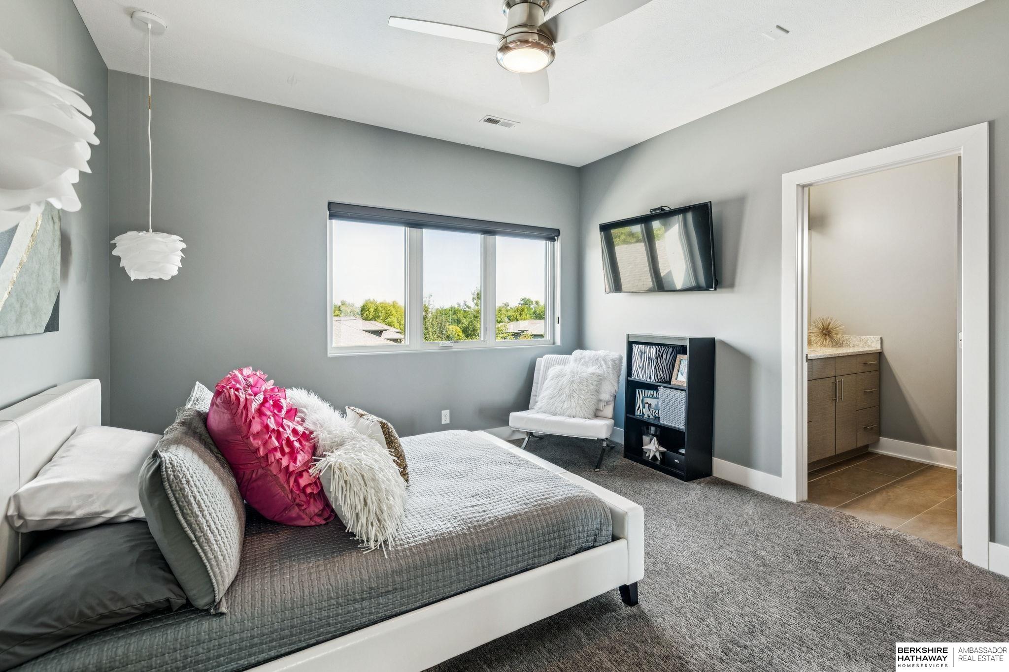 Elkhorn, Nebraska 68022, United States, 4 Bedrooms Bedrooms, ,6 BathroomsBathrooms,Residential,Active,217123