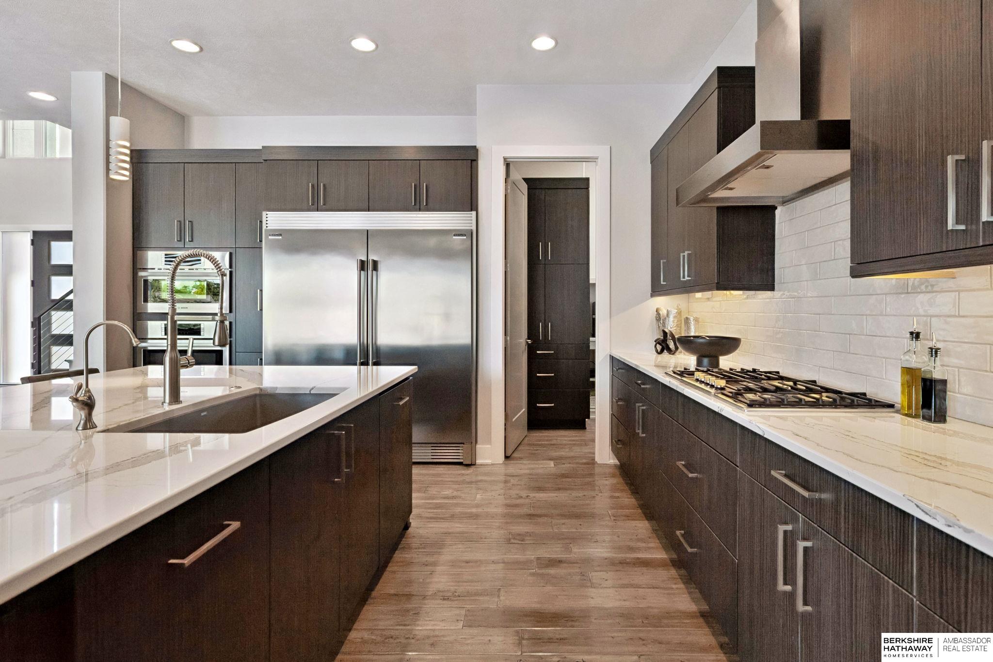 Elkhorn, Nebraska 68022, United States, 4 Bedrooms Bedrooms, ,6 BathroomsBathrooms,Residential,Active,217123