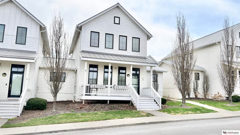Photo of 709 Pacific Street, Omaha, NE 68108 (MLS # 22608738)