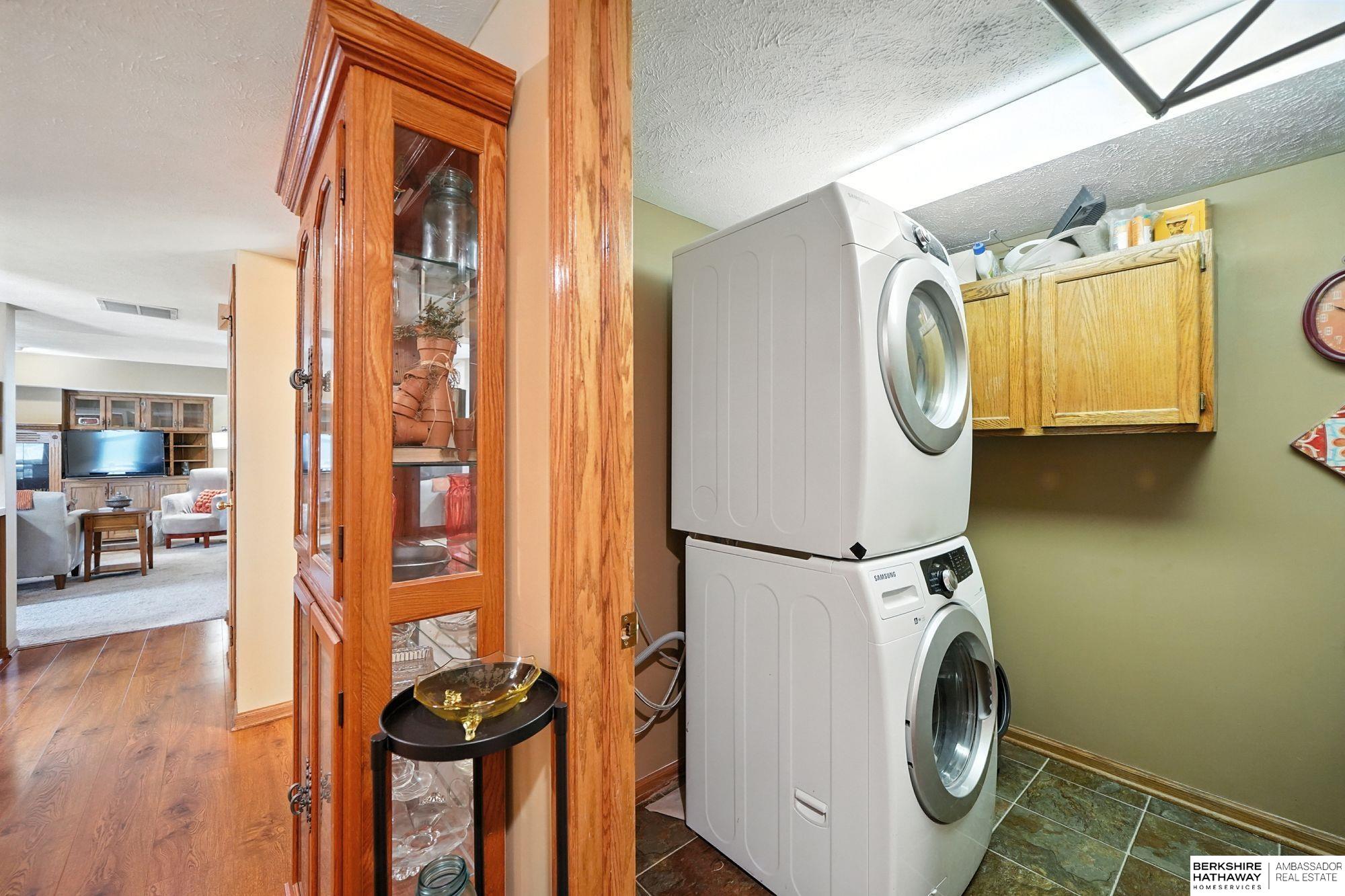 Lincoln, Nebraska 68528, United States, 2 Bedrooms Bedrooms, ,2 BathroomsBathrooms,Residential,Active,224578