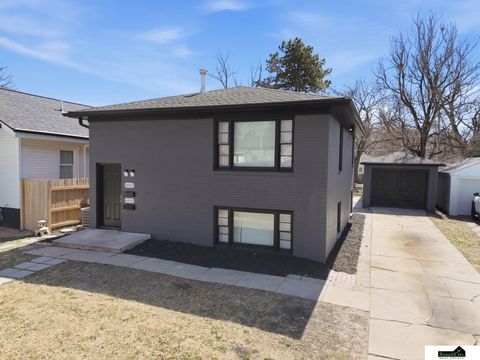Photo of 4027 F Street, Lincoln, NE 68510 (MLS # 22608304)