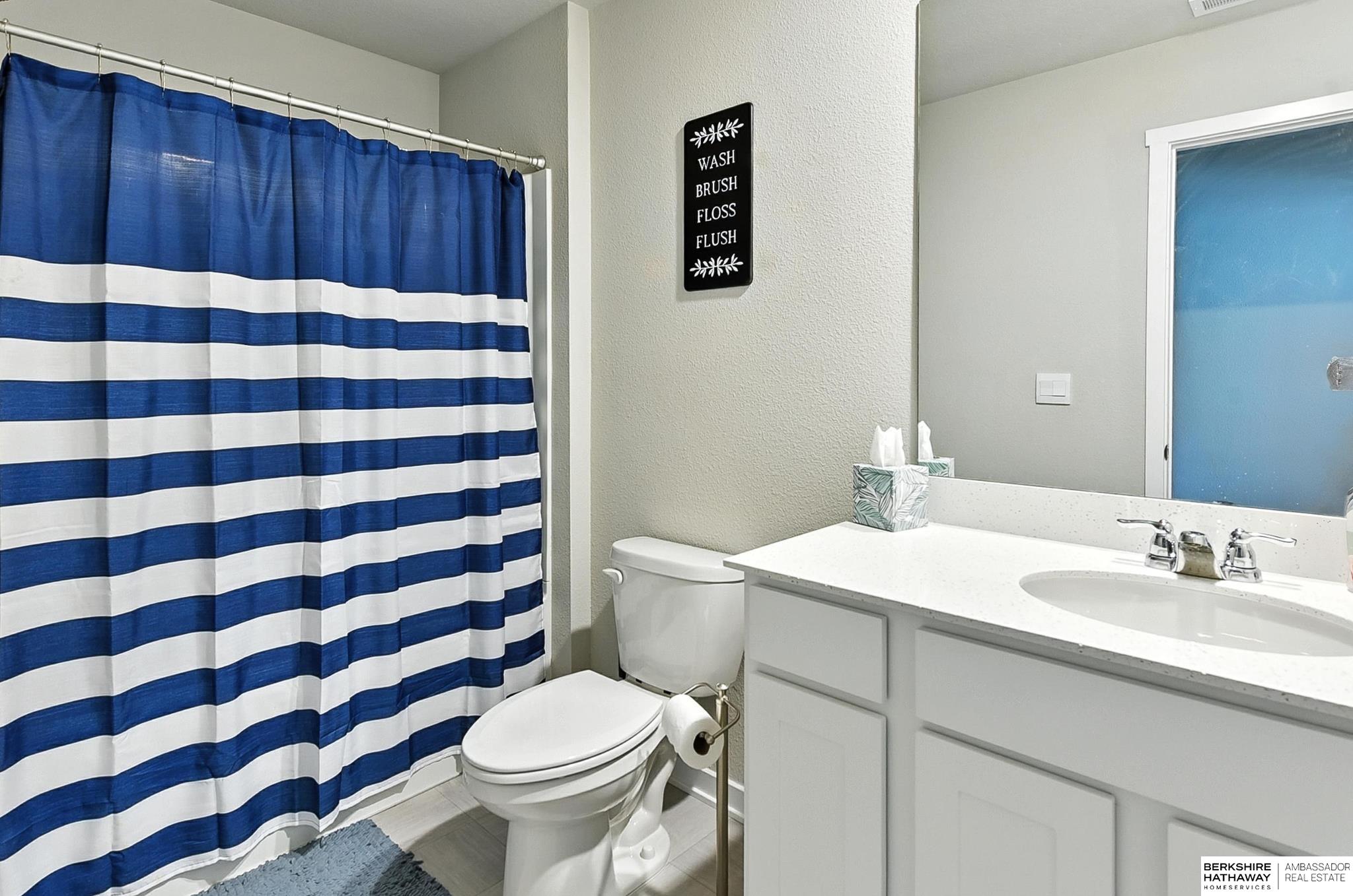 Gretna, Nebraska 68028, United States, 4 Bedrooms Bedrooms, ,2 BathroomsBathrooms,Residential,Active,178486