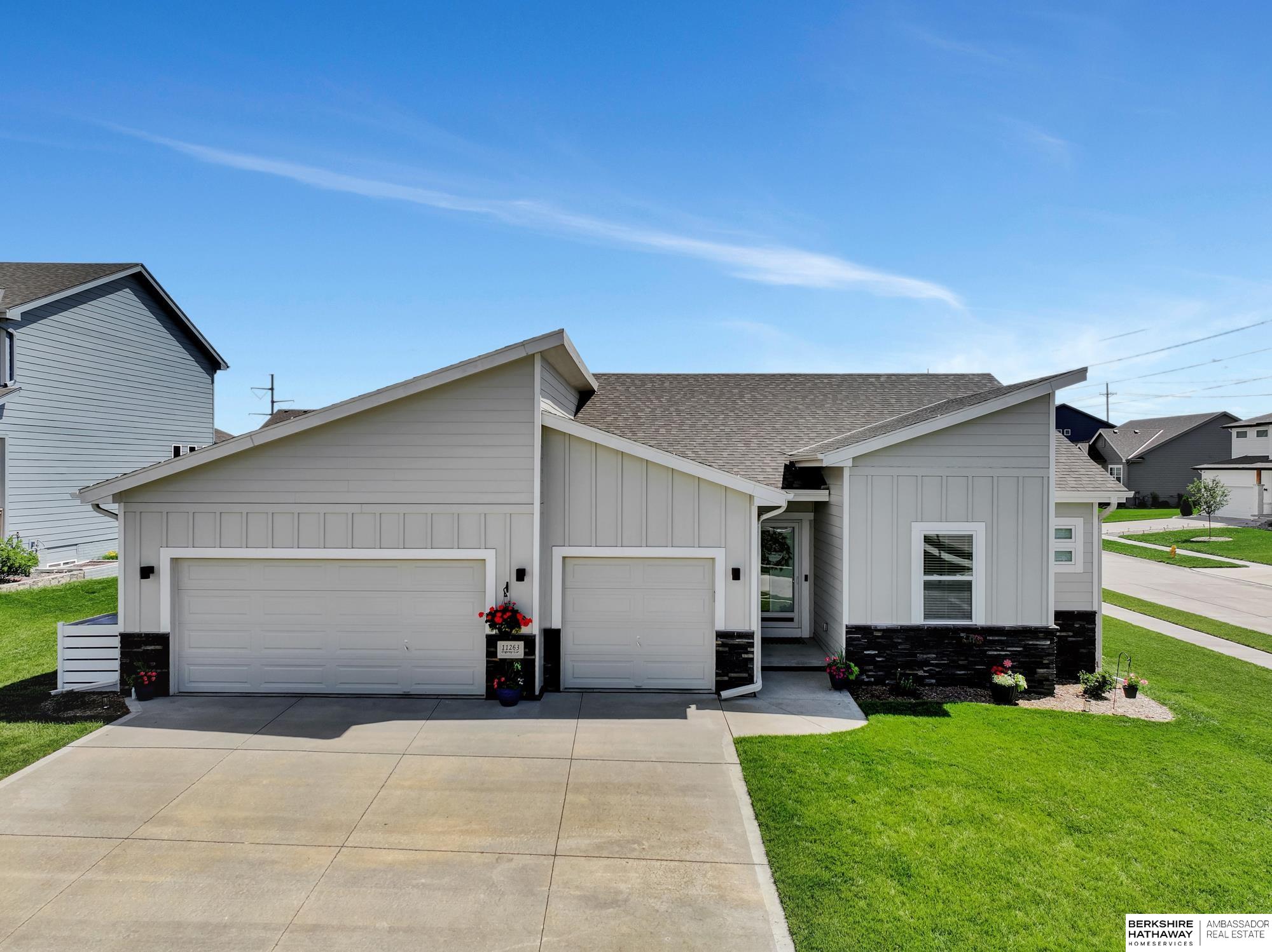 Papillion, Nebraska 68046, United States, 4 Bedrooms Bedrooms, ,3 BathroomsBathrooms,Residential,Active,203632