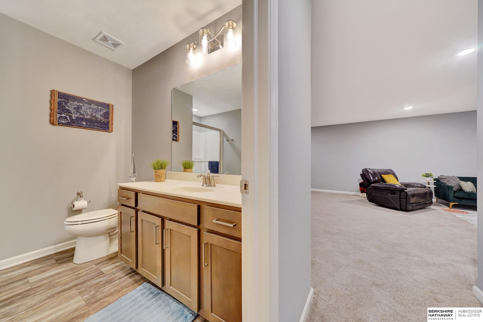 Papillion, Nebraska 68046, United States, 4 Bedrooms Bedrooms, ,3 BathroomsBathrooms,Residential,Active,203632