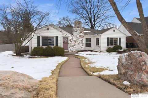 Photo of 459 N 61st Street, Omaha, NE 68132 (MLS # 22606502)