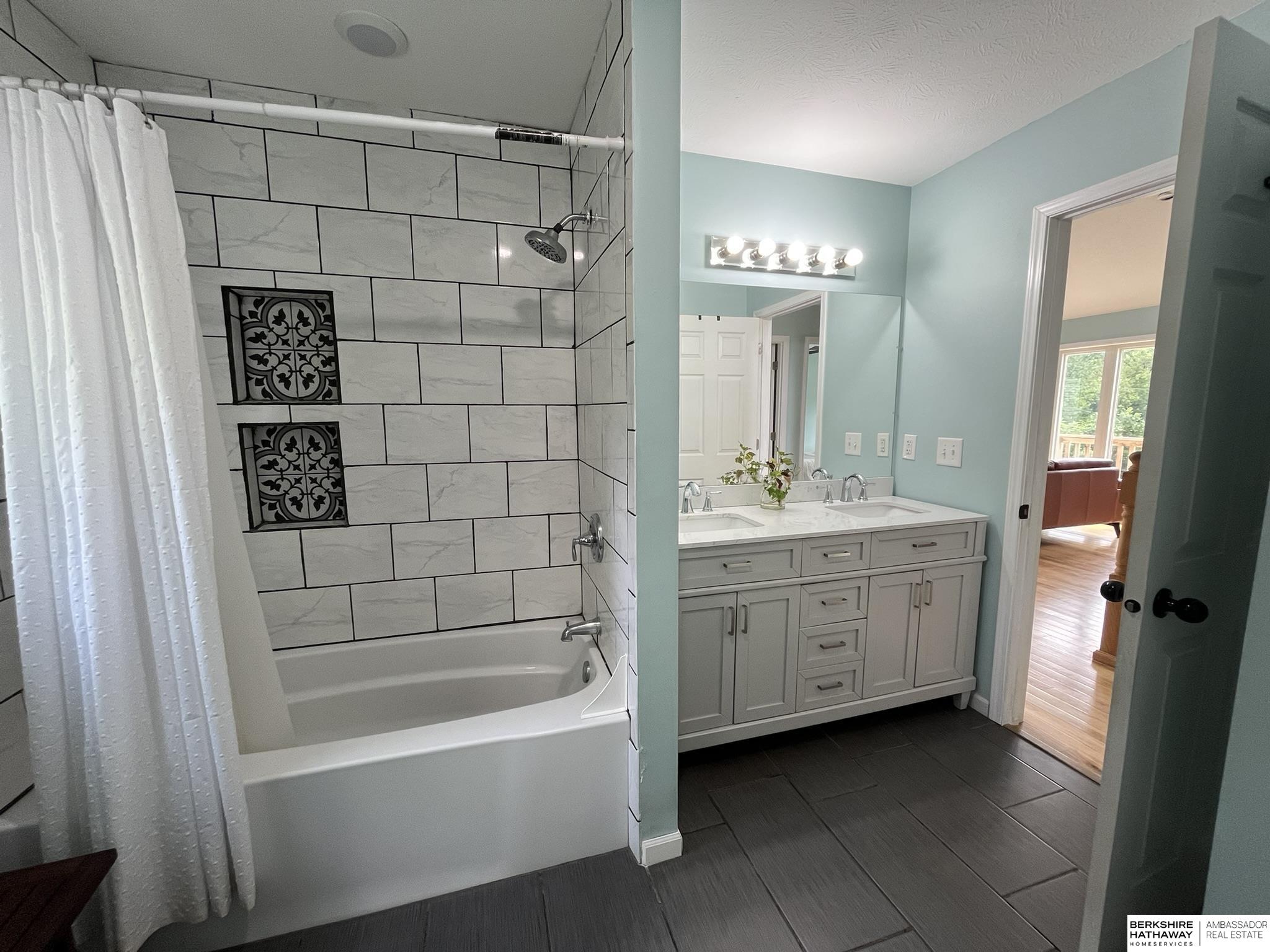 Plattsmouth, Nebraska 68048, United States, 3 Bedrooms Bedrooms, ,3 BathroomsBathrooms,Residential,Active,164759