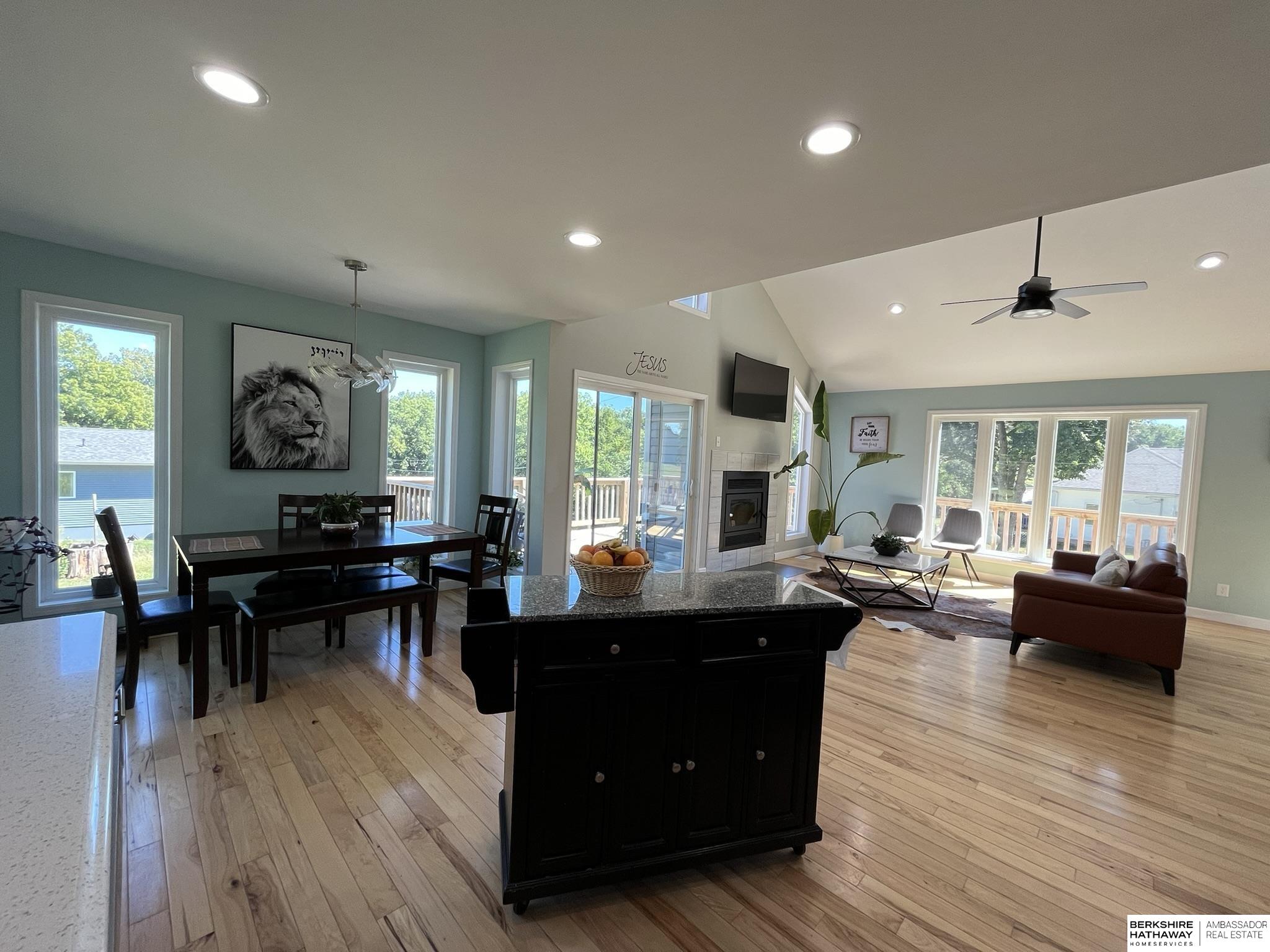 Plattsmouth, Nebraska 68048, United States, 3 Bedrooms Bedrooms, ,3 BathroomsBathrooms,Residential,Active,164759